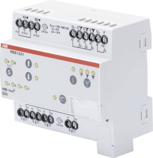Ein weißes KNX-Schaltaktor-Modul mit mehreren Anschlussklemmen und Beschriftungen für Installation in Hausautomationssystemen.