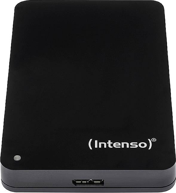 Schwarze externe Festplatte mit der Aufschrift 'Intenso'. Sie hat einen USB-Anschluss an der unteren Seite.