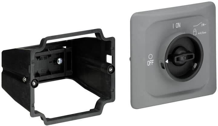 Elektrischer Schalter mit abnehmbarem Gehäuse, Positionen 'ON' und 'OFF' markiert. Geeignet für 4-6 mm Plattenstärke.