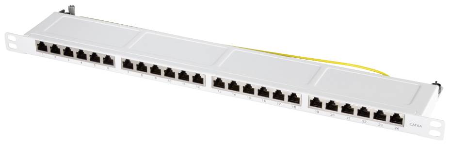 Ein Patchpanel mit 16 Ethernet-Ports in einer Metallhalterung, verwendet zur Netzwerkverkabelung in IT-Infrastrukturen.