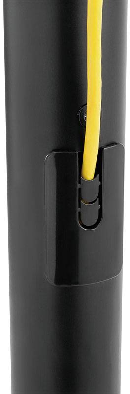 Eine schwarze Stange mit einer gelben Schnur, die durch einen Kabelkanal verläuft.