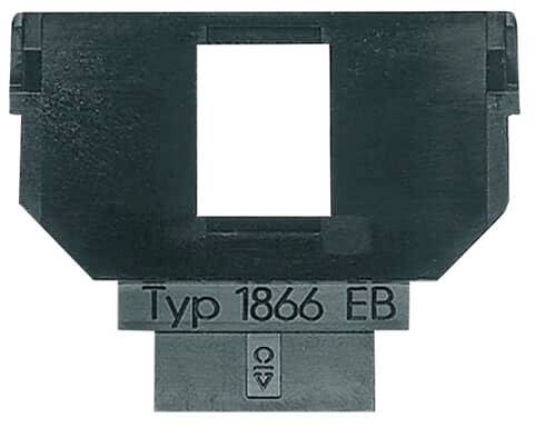'Typ 1866 EB' ist auf einem schwarzen Kunststoffteil eingraviert, das eine rechteckige Form mit einem zentralen quadratischen Ausschnitt hat.