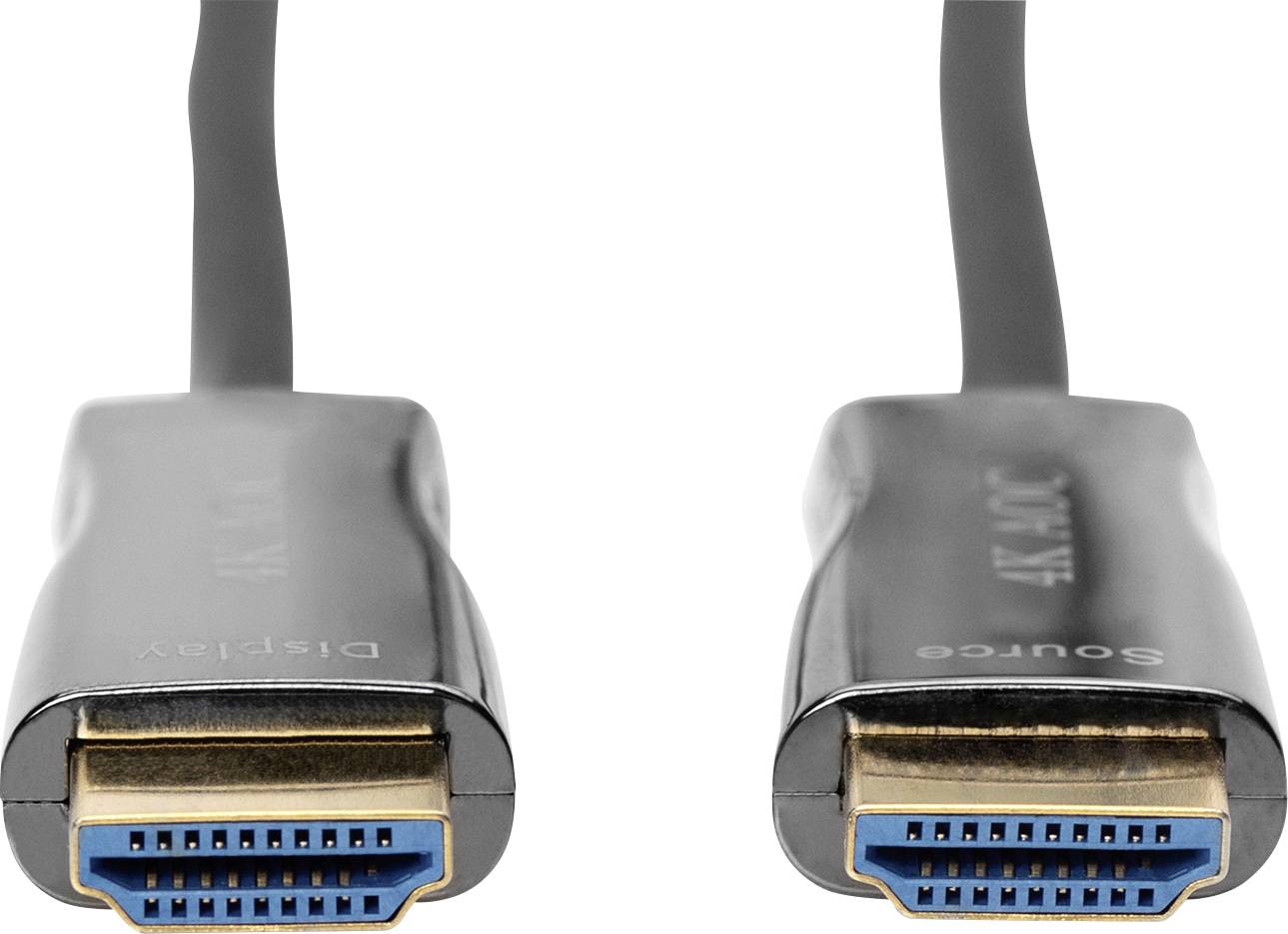Zwei HDMI-Kabel mit Beschriftungen 'Display' und 'Source' an den Steckern, jeweils mit blauen Innenanschlüssen.