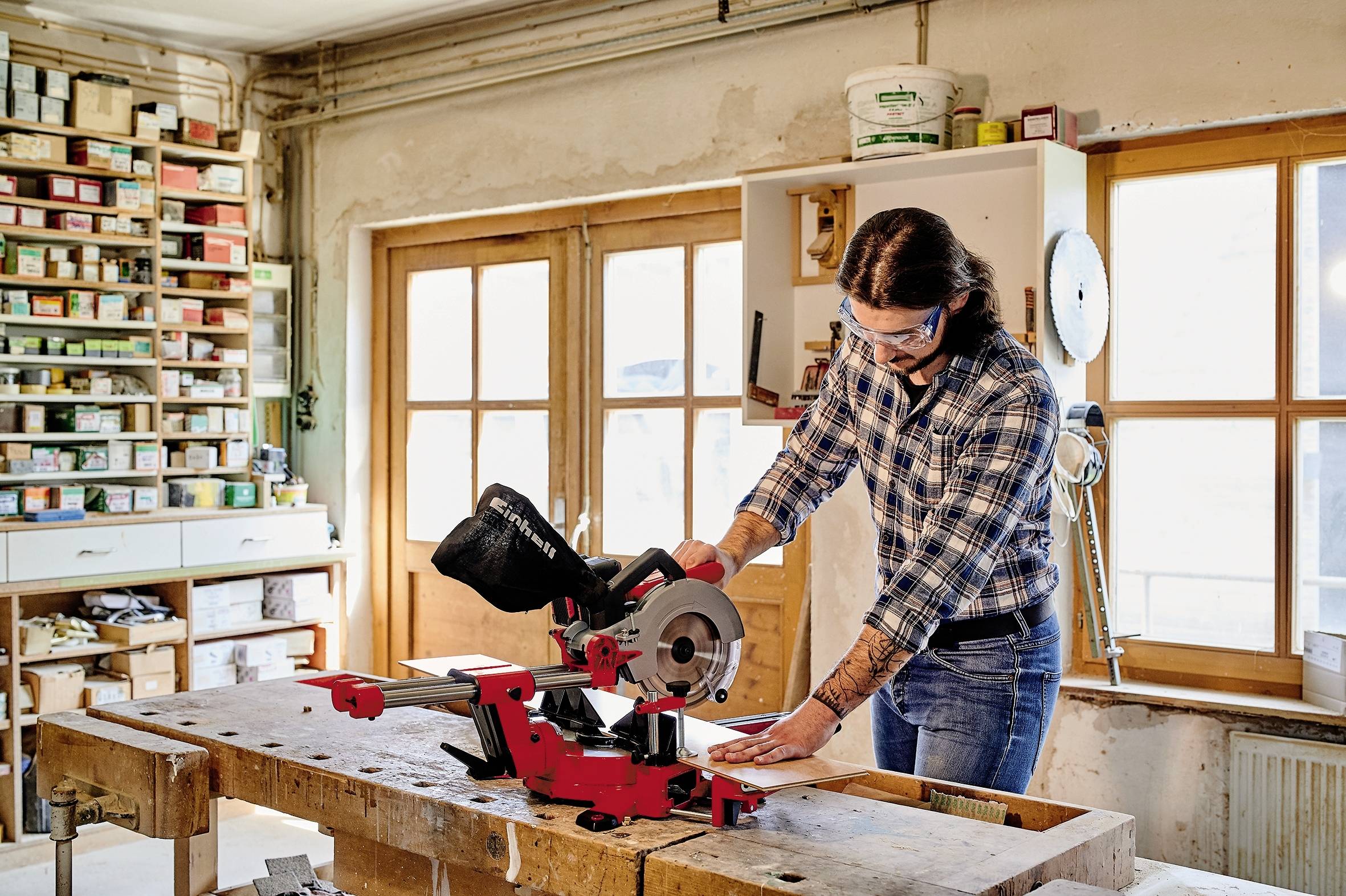 Einhell Power X-Change TE-SM 36/210 Li - Solo Zug-Kapp- und Gehrungssäge