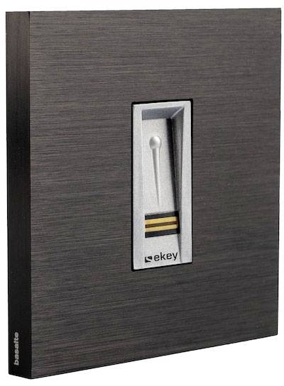 EKEY 102036 Dekorrahmen Gerätemontage, Unterputz, Wand