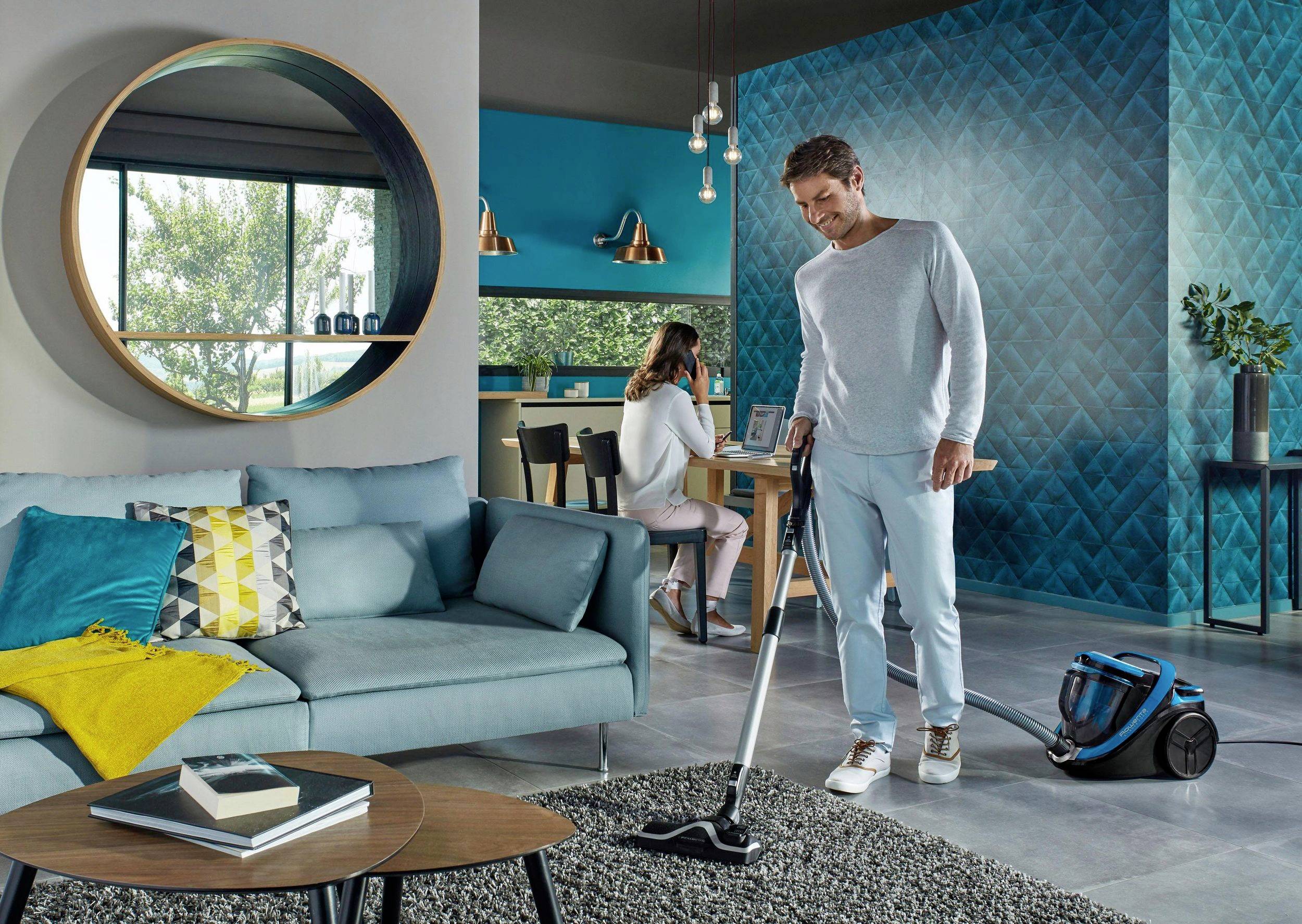 Rowenta Schwarz Staubsauger Beutellos