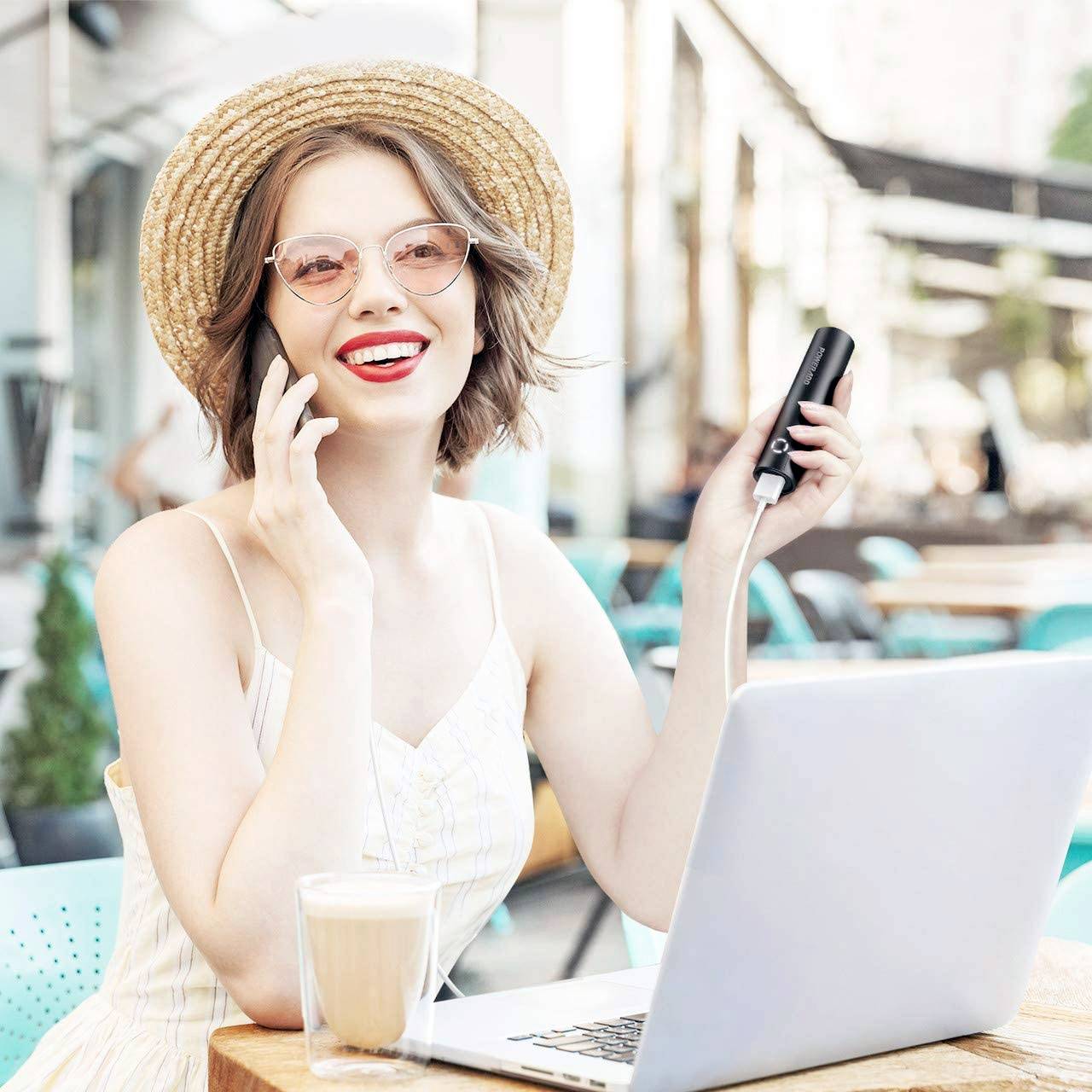 Poweradd EnergyCell Mini Powerbank 5000 mAh Fast Charge Li-Ion Schwarz Statusanzeige