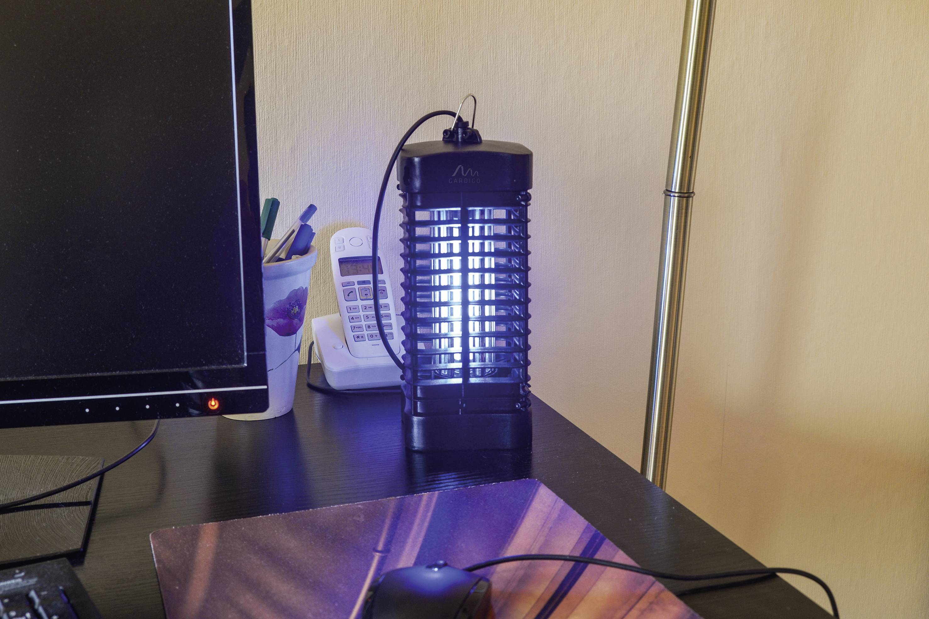 Gardigo 62303 UV-Insektenfänger UV-Licht, Stromgitter (B x H x T) 100 x 255 x 100mm Schwarz 1St.