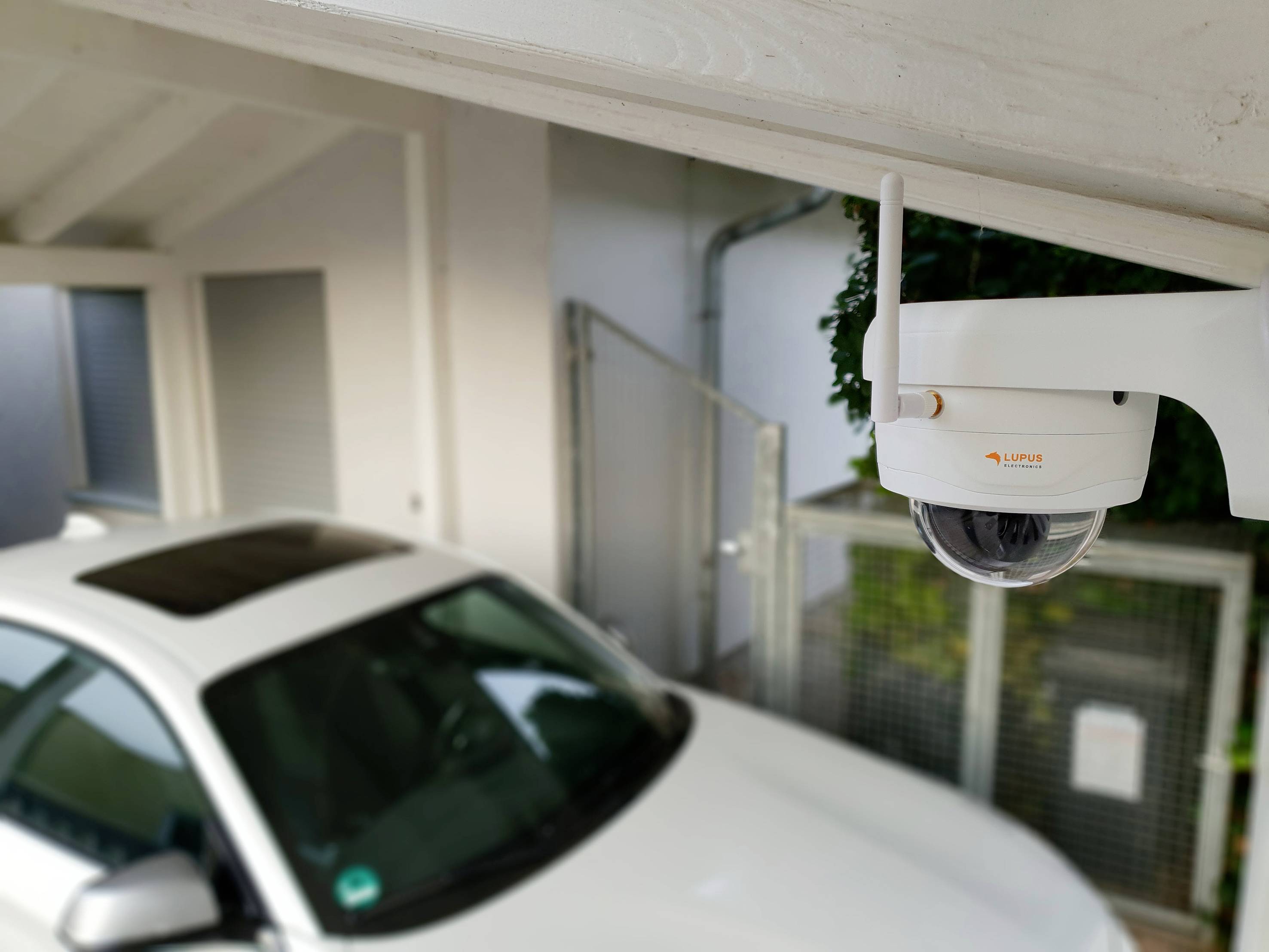 Lupus HD LE204 WLAN 10204 WLAN IP Überwachungskamera 1920 x 1080 Pixel