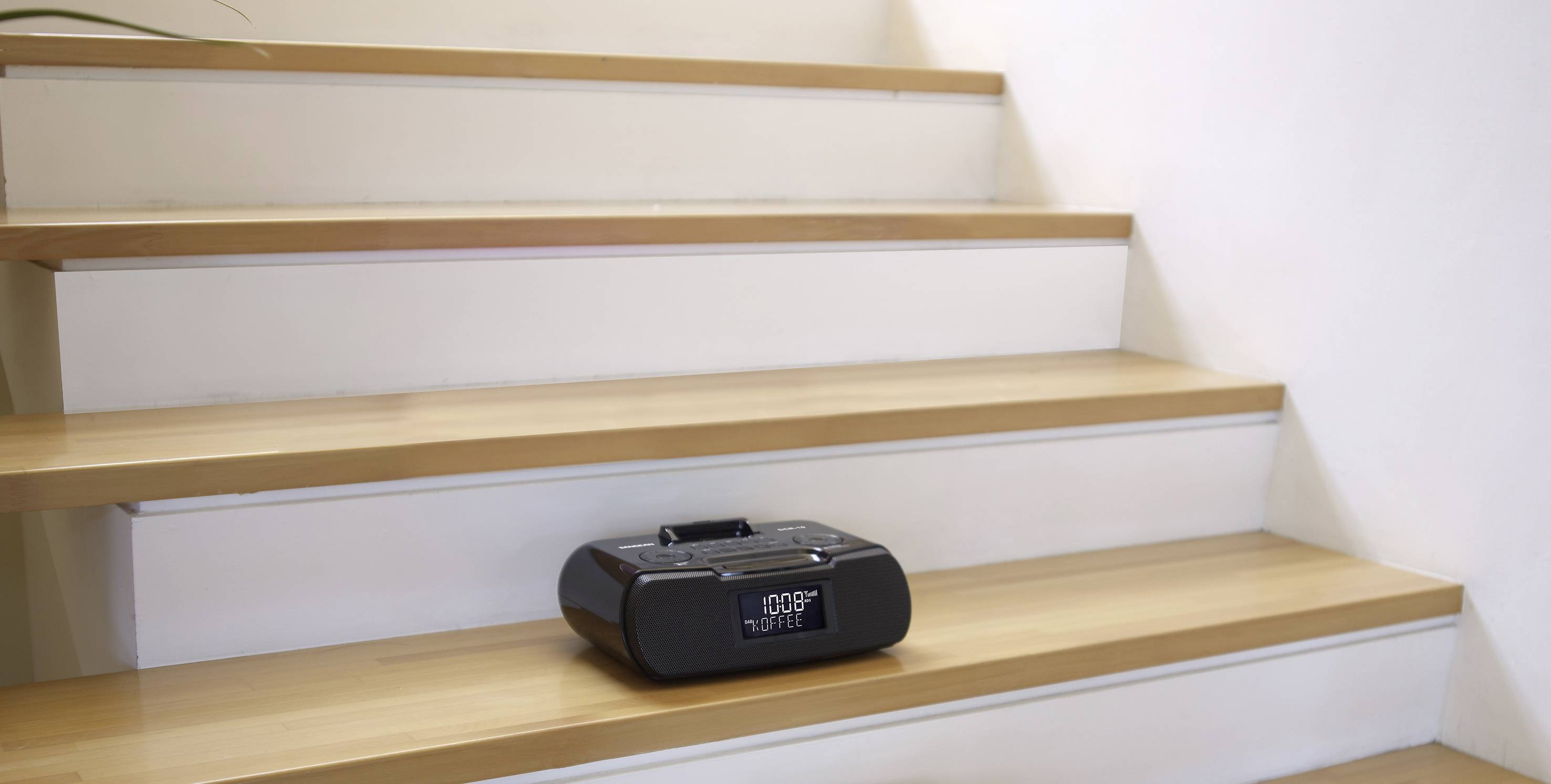 Sangean DCR-10 Tischradio DAB+, DAB, UKW Apple-Dock, AUX, SD Akku-Ladefunktion, Aufnahmefunktion, Inkl. Fernbedienung