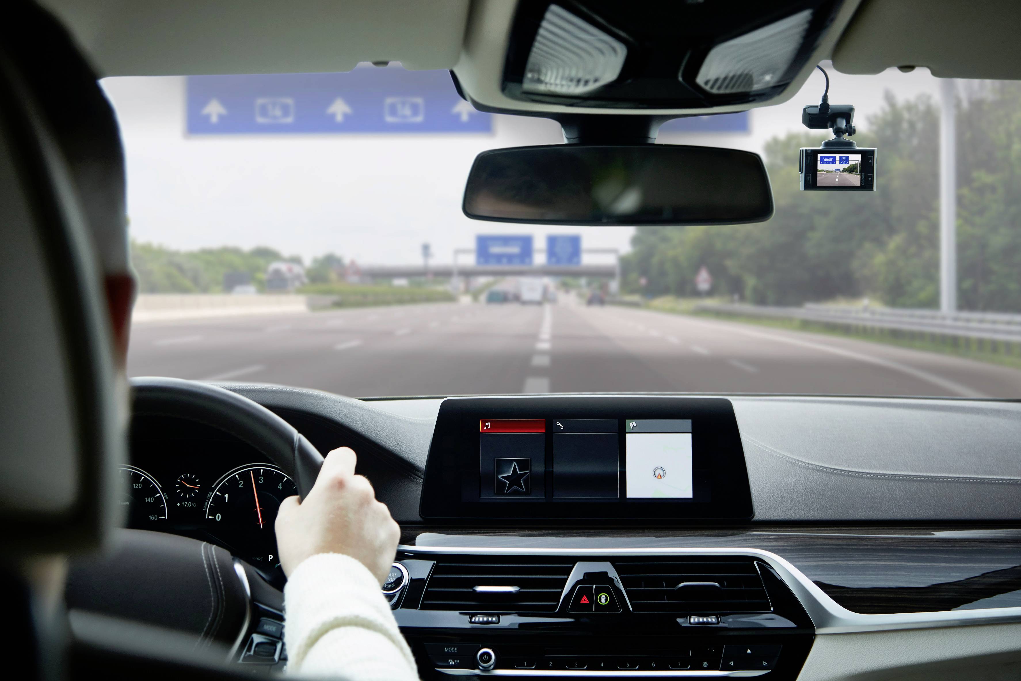 OSRAM ORSDC30 Dashcam Blickwinkel horizontal max.=130 ° 5 V Akku, Display, WLAN