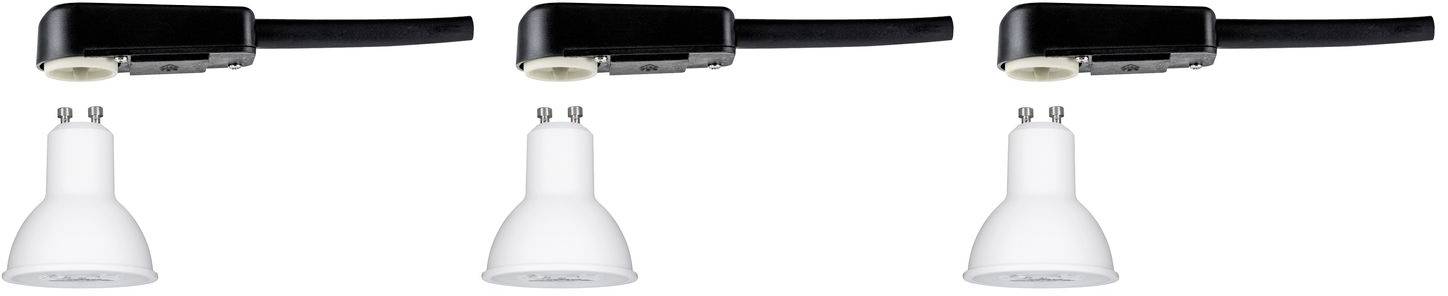 Drei GU10-Lampen mit schwarzem Kabeladapter in einer Linie angeordnet. Die Lampen haben eine weiße, matte Oberfläche.