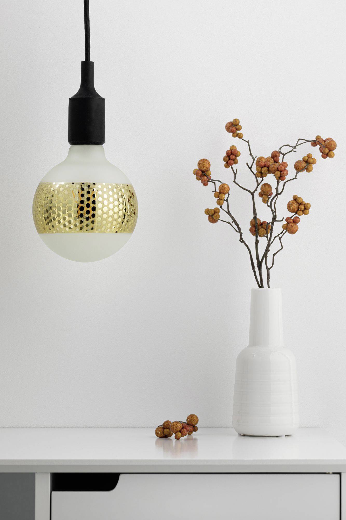 Paulmann 28770 LED EEK F (A - G) E27 Globeform 4.5W = 37W Gold (Ø x H) 125mm x 170mm 1St.