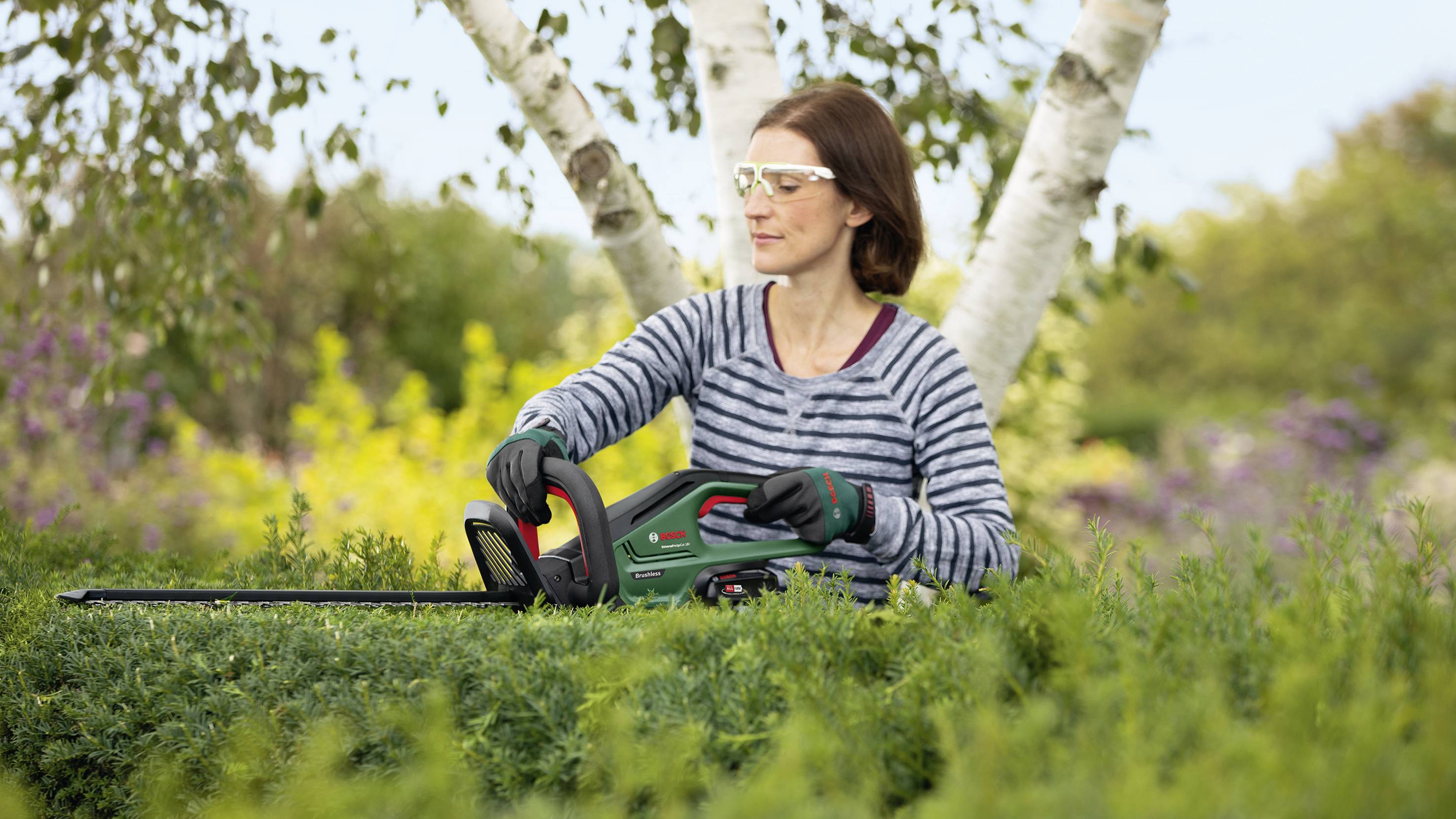 Bosch Home and Garden UniversalHedgeCut 18-55 Akku Heckenschere ohne Akku 18 V Li-Ion