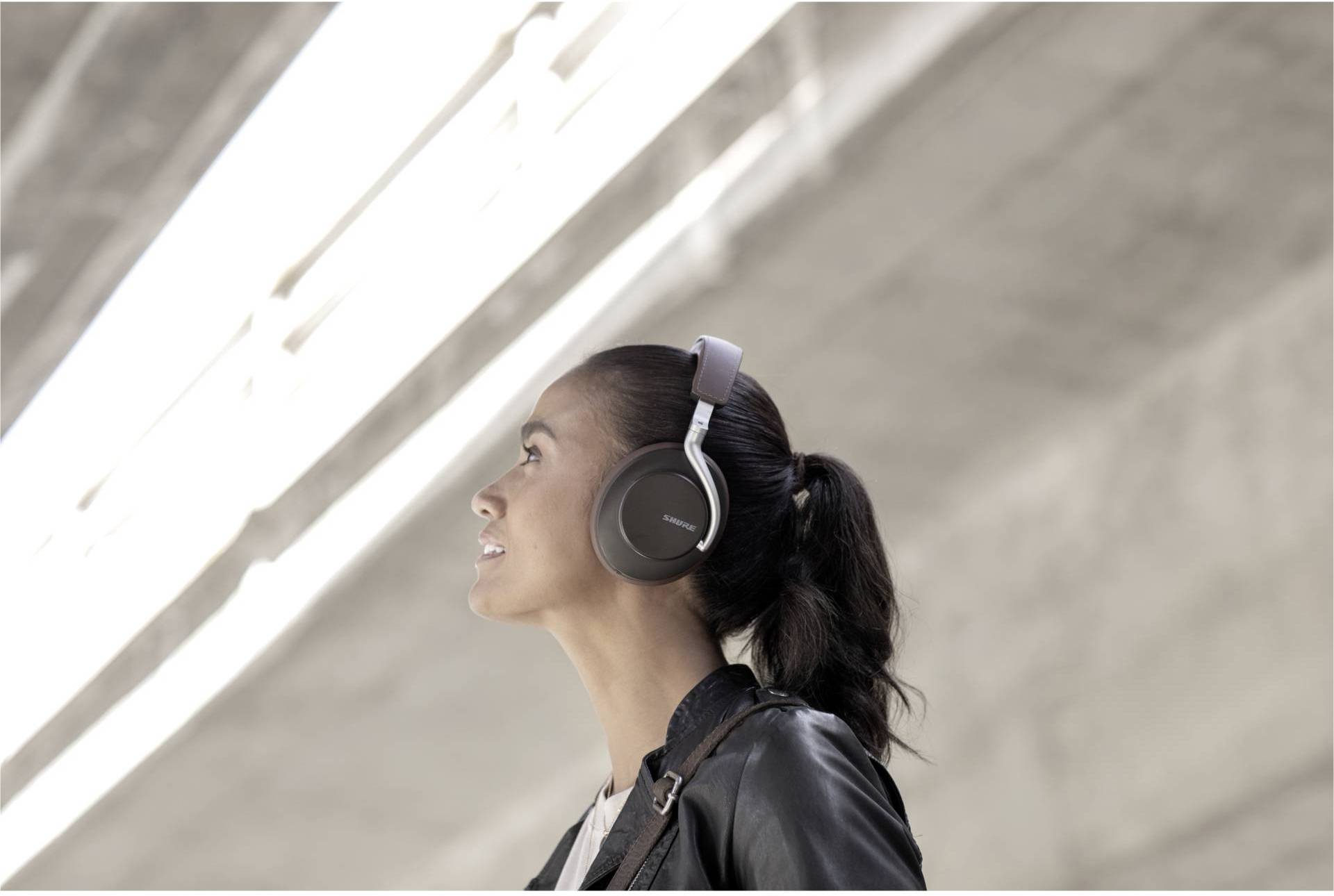 Shure AONIC 50 Over Ear Kopfhörer kabelgebunden, Bluetooth® Braun DAC Faltbar