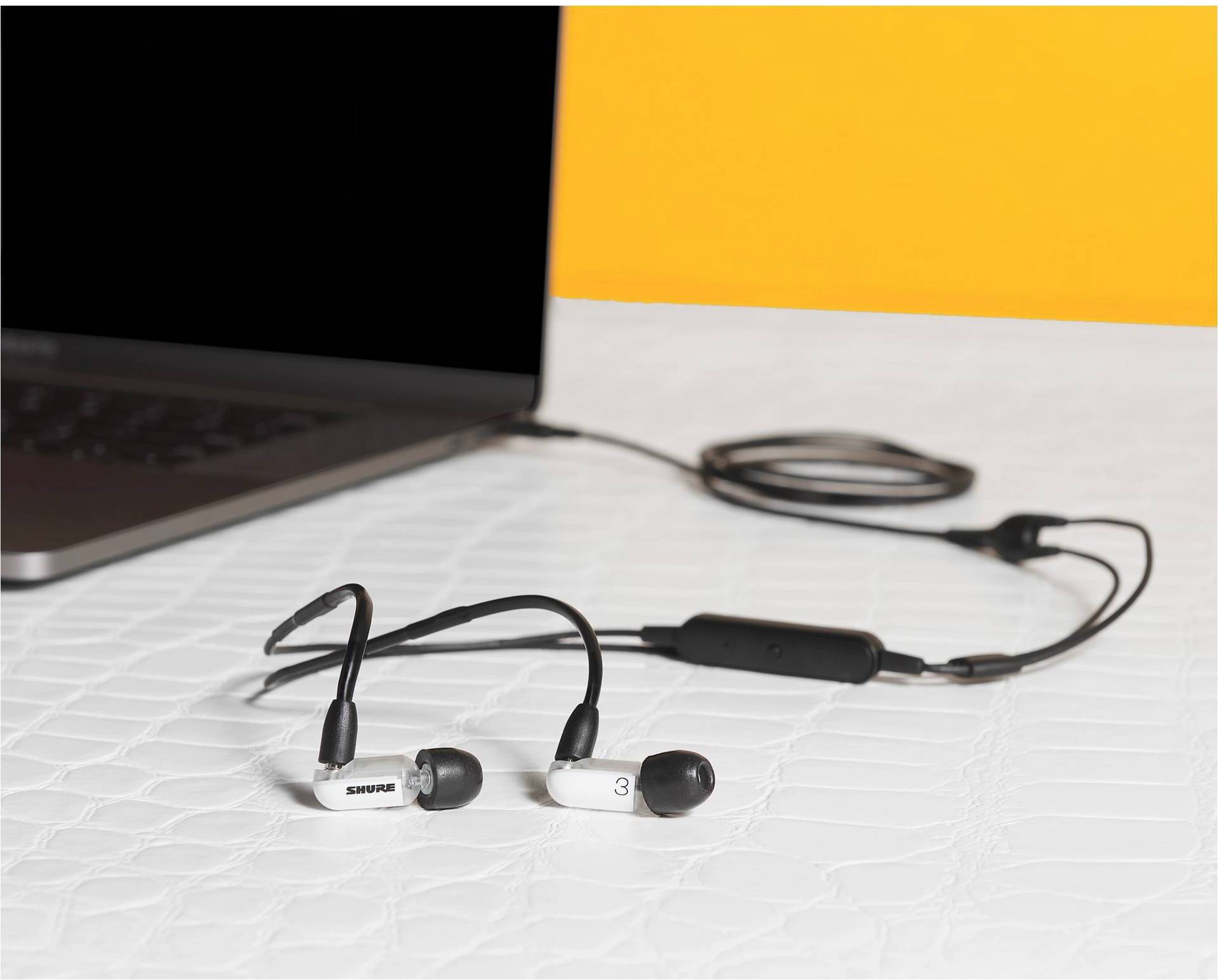 Shure AONIC 3 In Ear Kopfhörer kabelgebunden Weiß