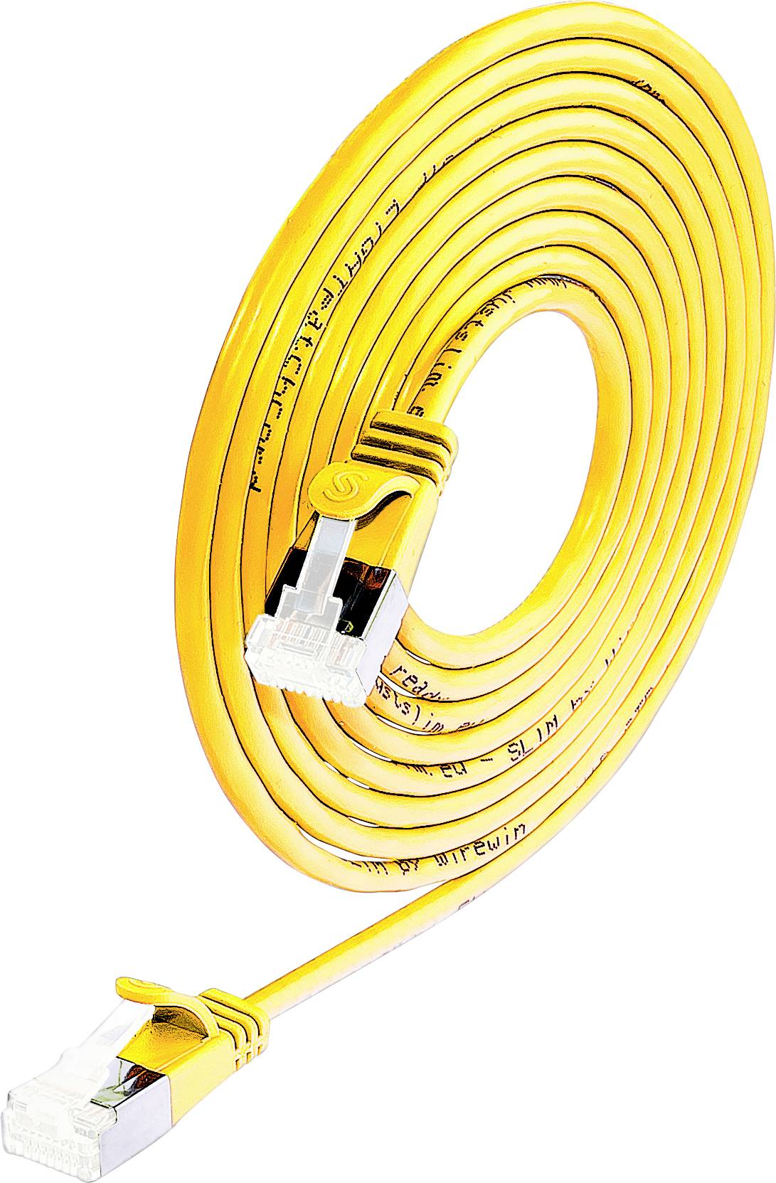 Flaches, gelbes Ethernet-Kabel, aufgerollt mit zwei RJ45-Steckern an den Enden. Geeignet für Netzwerkverbindungen.