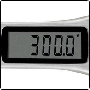 Digitale Anzeige mit der Zahl '300.0 g', die ein Gewicht in Gramm angibt.