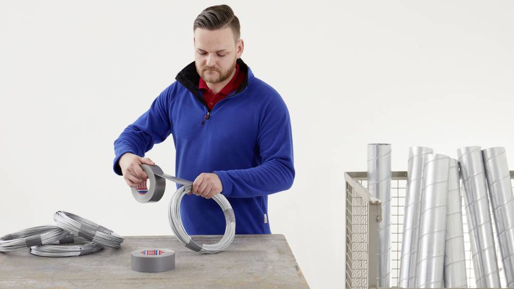 tesa STRONG 04662-00086-02 Gewebeklebeband tesa® Professional Silber (L x B) 50 m x 48 mm 1 St.