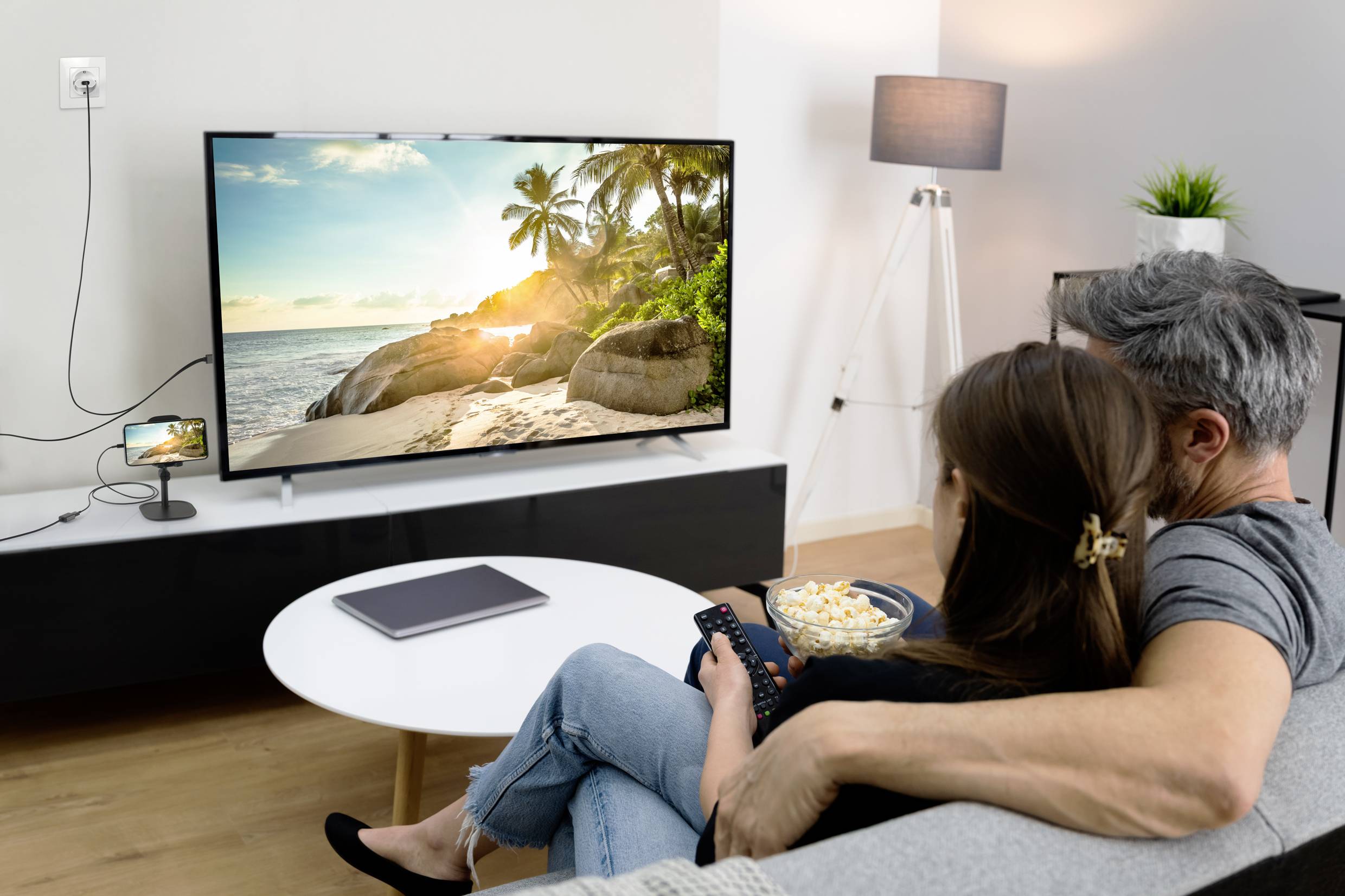 Renkforce RF-4700672 USB / HDMI Adapterkabel Schwarz mit Streaming-Funktion 2.00m