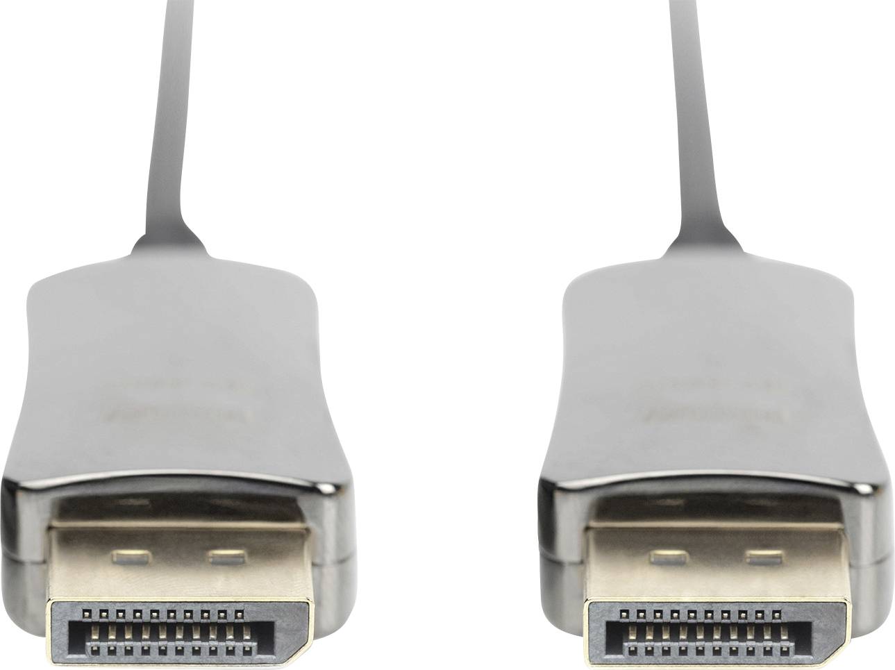 Zwei schwarze DisplayPort-Kabel mit flachen Steckern in Nahaufnahme, die sich nebeneinander befinden.