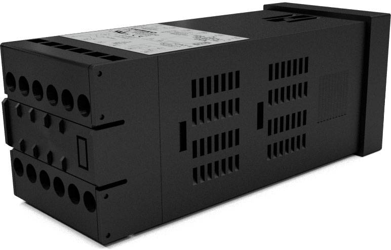 Schwarz-graues elektrisches Bauteil mit mehreren Anschlüssen, Lüftungsschlitzen und Etiketten oben. Hauptsächlich rechteckige Form.