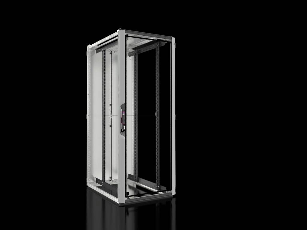 Ein leeres Server-Rack, silberfarben, mit offener Frontansicht, auf schwarzem Hintergrund. Geeignet für IT- und Netzwerkgeräte.