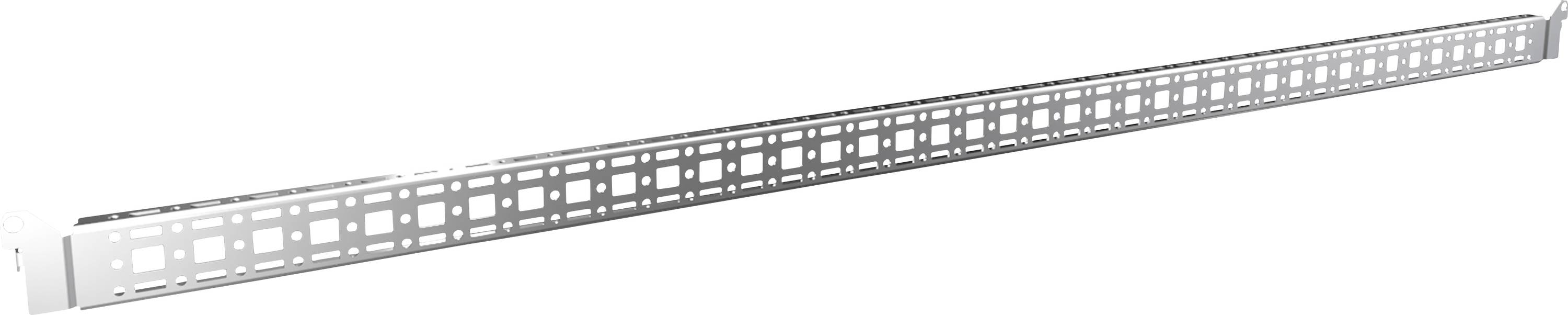 Metallschiene mit regelmäßigen quadratischen Löchern, verwendet zur Befestigung oder Unterstützung in Bau- und Konstruktionsprojekten.