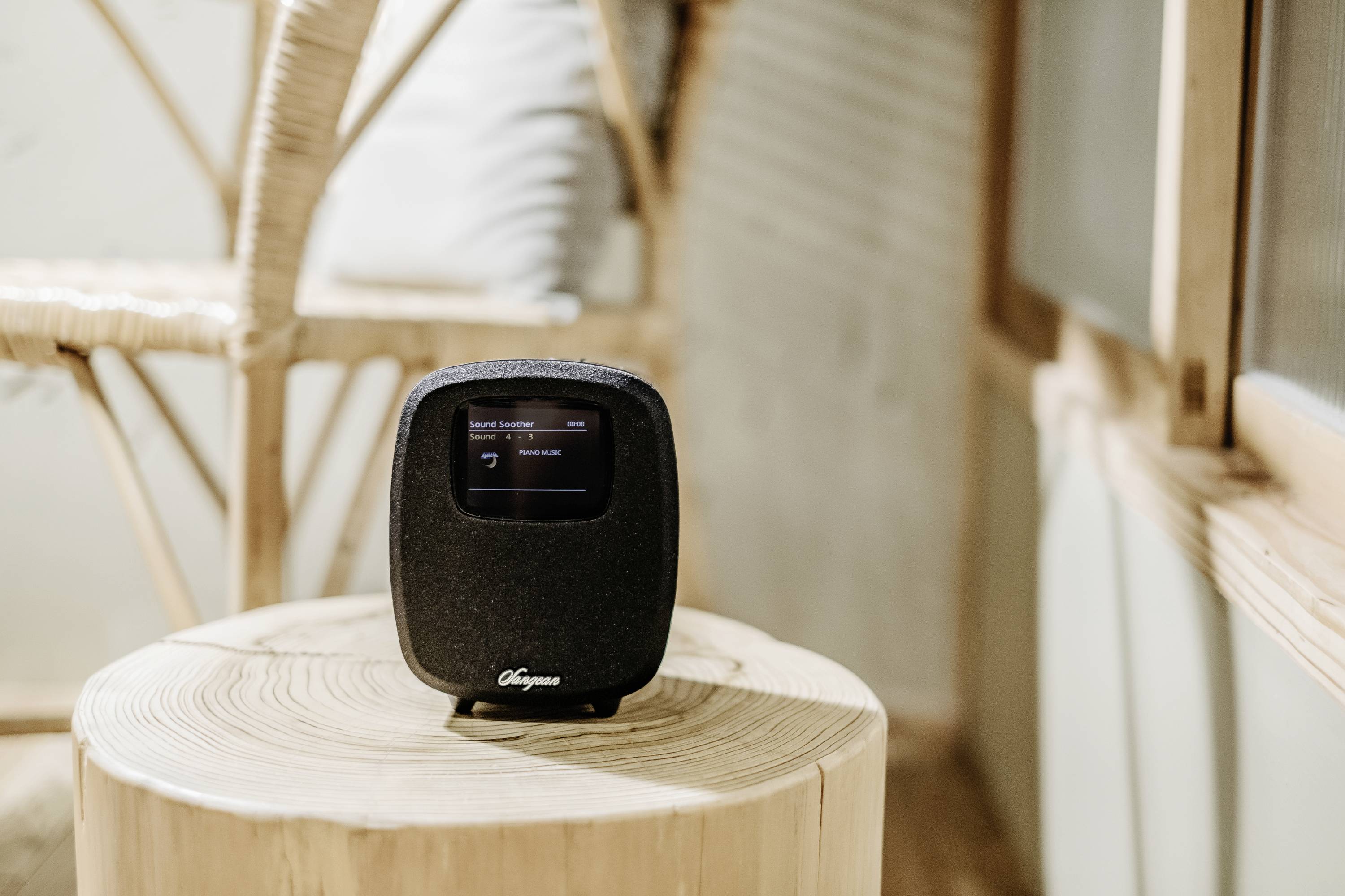 Sangean DCR-83 Tischradio DAB+, UKW AUX, Bluetooth®, USB Akku-Ladefunktion, Weckfunktion Schwarz