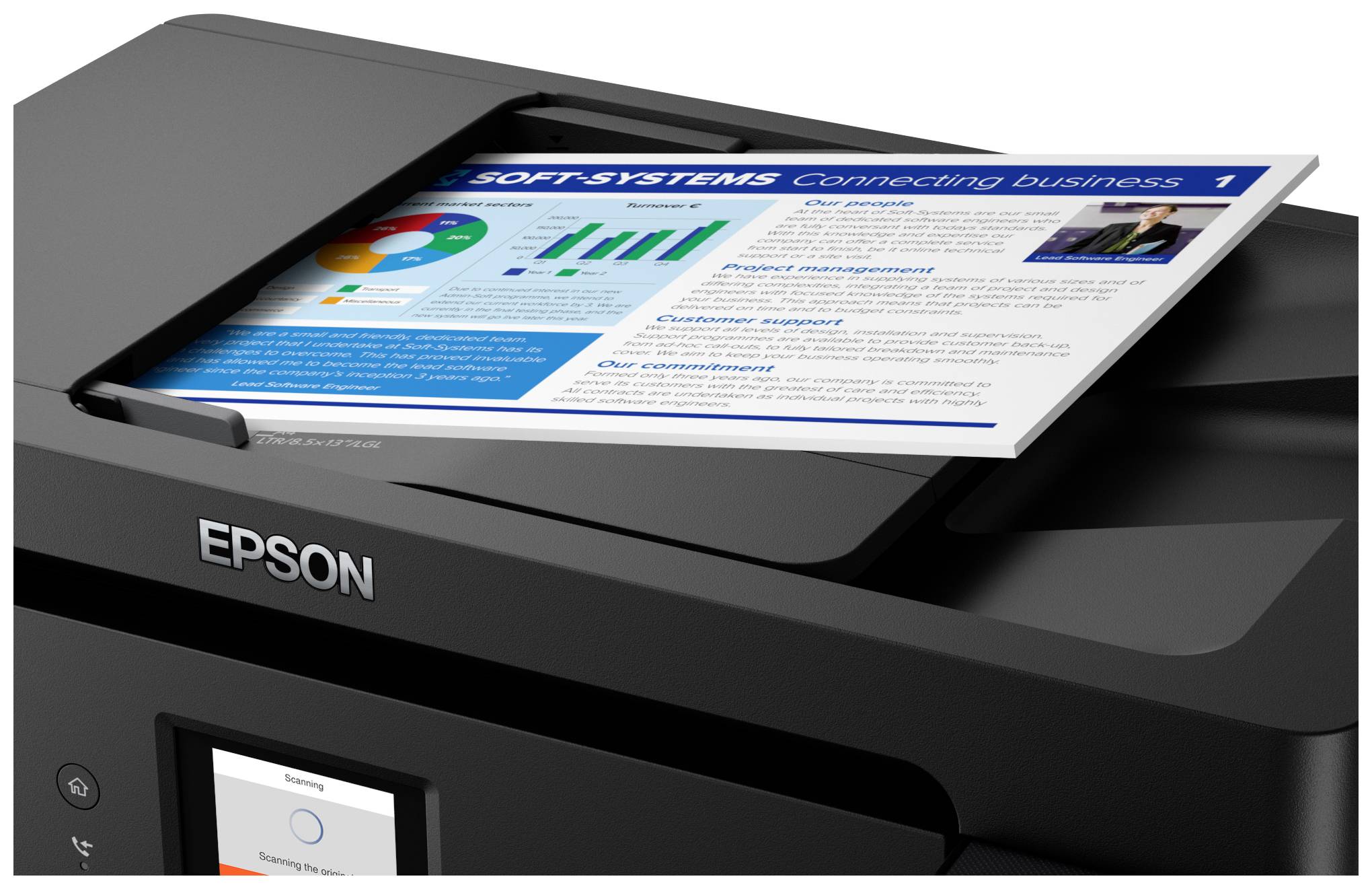 Drucker mit Dokument in Ausgabefach. Dokument zeigt Diagramme und Text über Geschäftskommunikation.