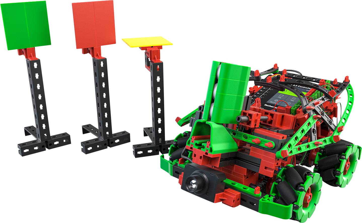 Ein Roboterfahrzeug mit Sensoren nähert sich drei bunten Schildern. Die Schilder sind rot, grün und gelb auf schwarzen Ständern.