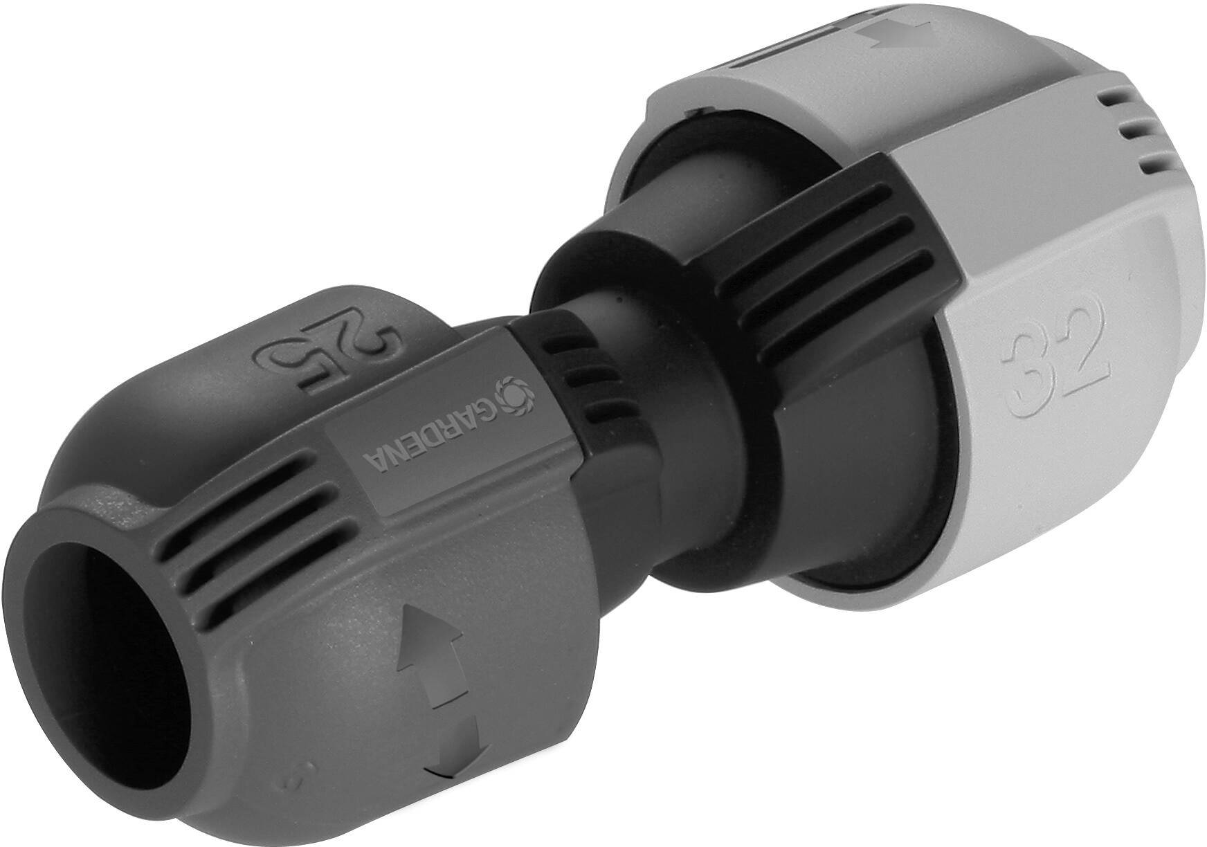 Steckverbinder aus Kunststoff für Wasserleitungen, geeignet für Rohrgrößen 25 und 32 mm, Pfeile zeigen die Flussrichtung.