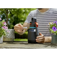 GARDENA 11120-30 Drucksprüher 1.25l GARDENA 11120-30 Drucksprüher 1.25l