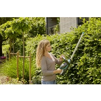 GARDENA ComfortCut 50/18V-P4A Ready-To-Use Set Heckenschere inkl. Akku, inkl. Ladegerät 18V Li-Ion GARDENA ComfortCut 50/18V-P4A Ready-To-Use Set Heckenschere inkl. Akku, inkl. Ladegerät 18V Li-Ion