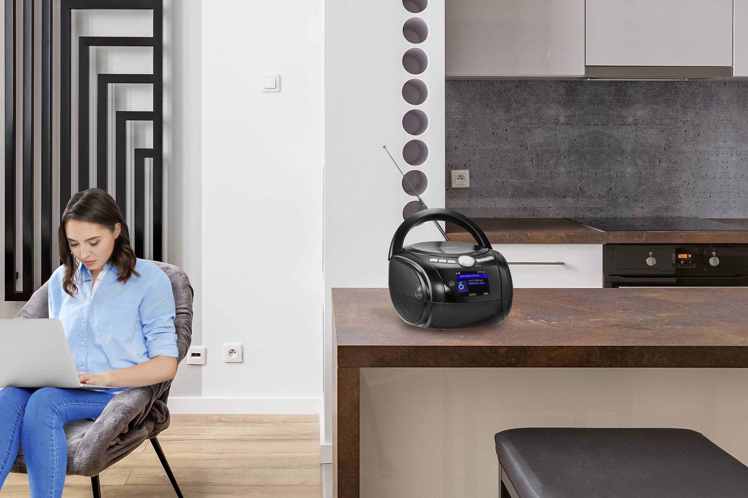 Renkforce RF-IR-300 Internet CD-Radio DAB, DAB+, Internet, UKW Bluetooth®, CD, DAB+, UKW, Internetradio, USB DLNA-fähig Schwarz