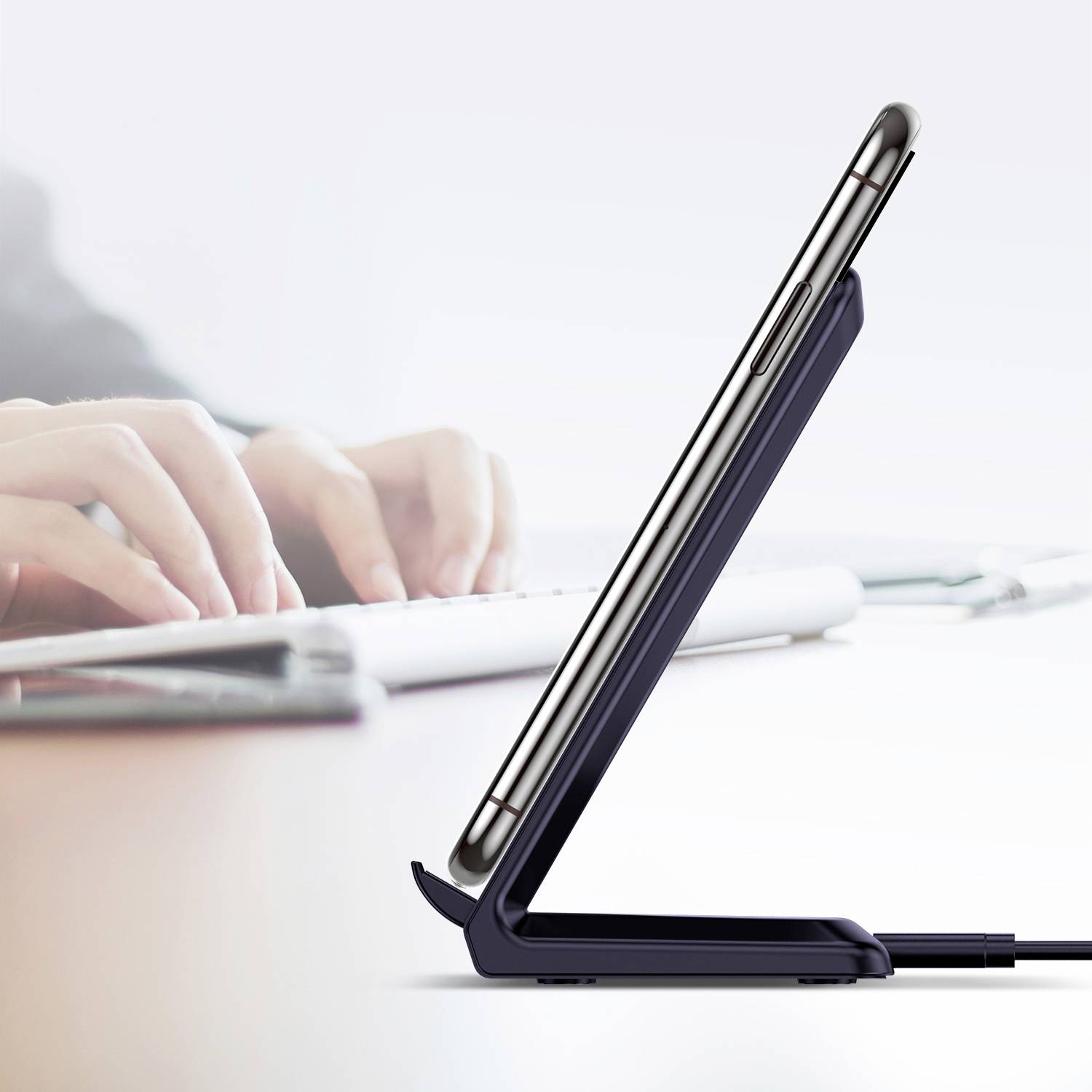 Induktions-Ladegerät CT-T524-S Ausgänge USB