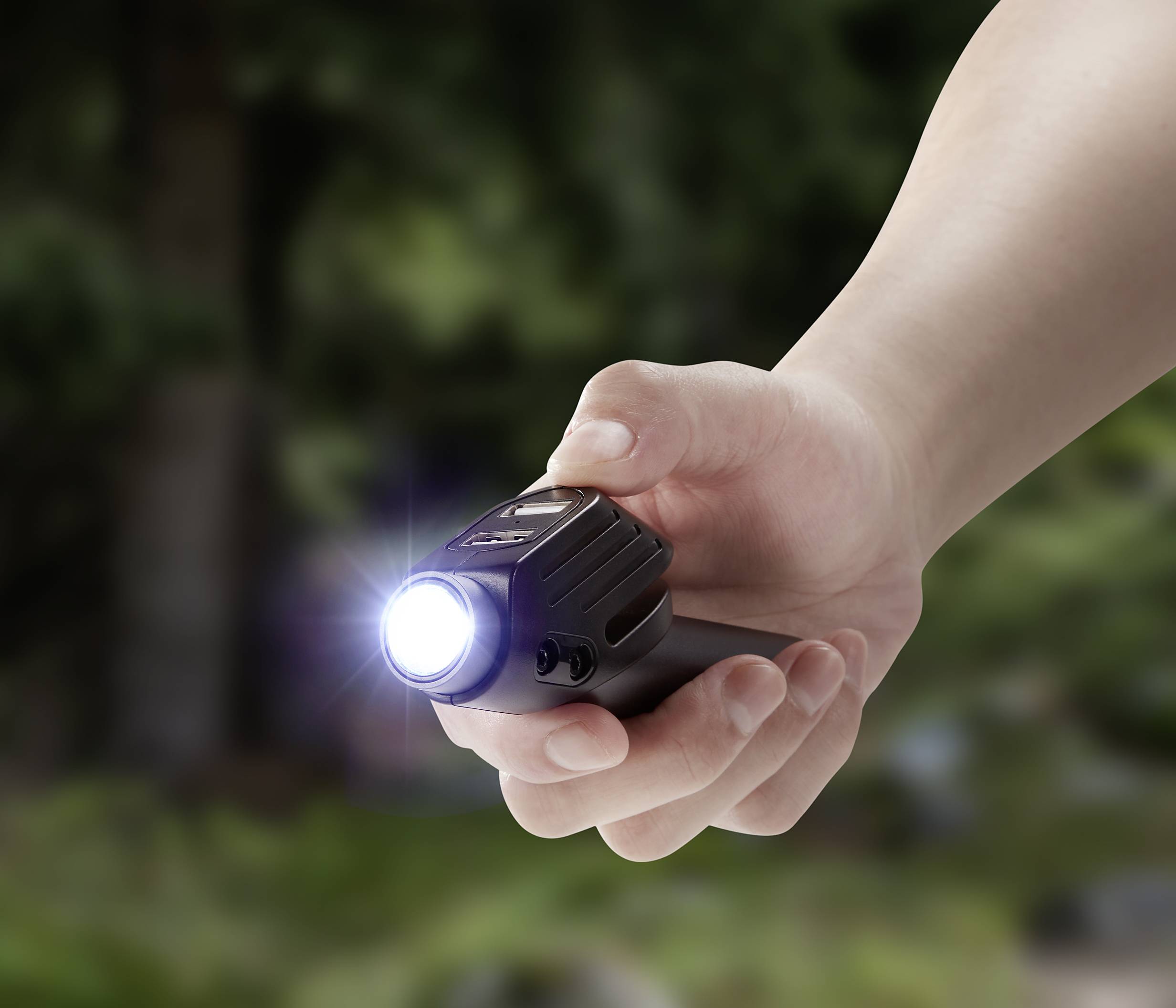 Basetech BT-2357759 BT99 Nothammer Gurtschneider, LED-Leuchte Pkw, Lkw, SUV, Van, Wohnmobile, Bus (L x B x H) 128 x 24 x 45mm 1St.