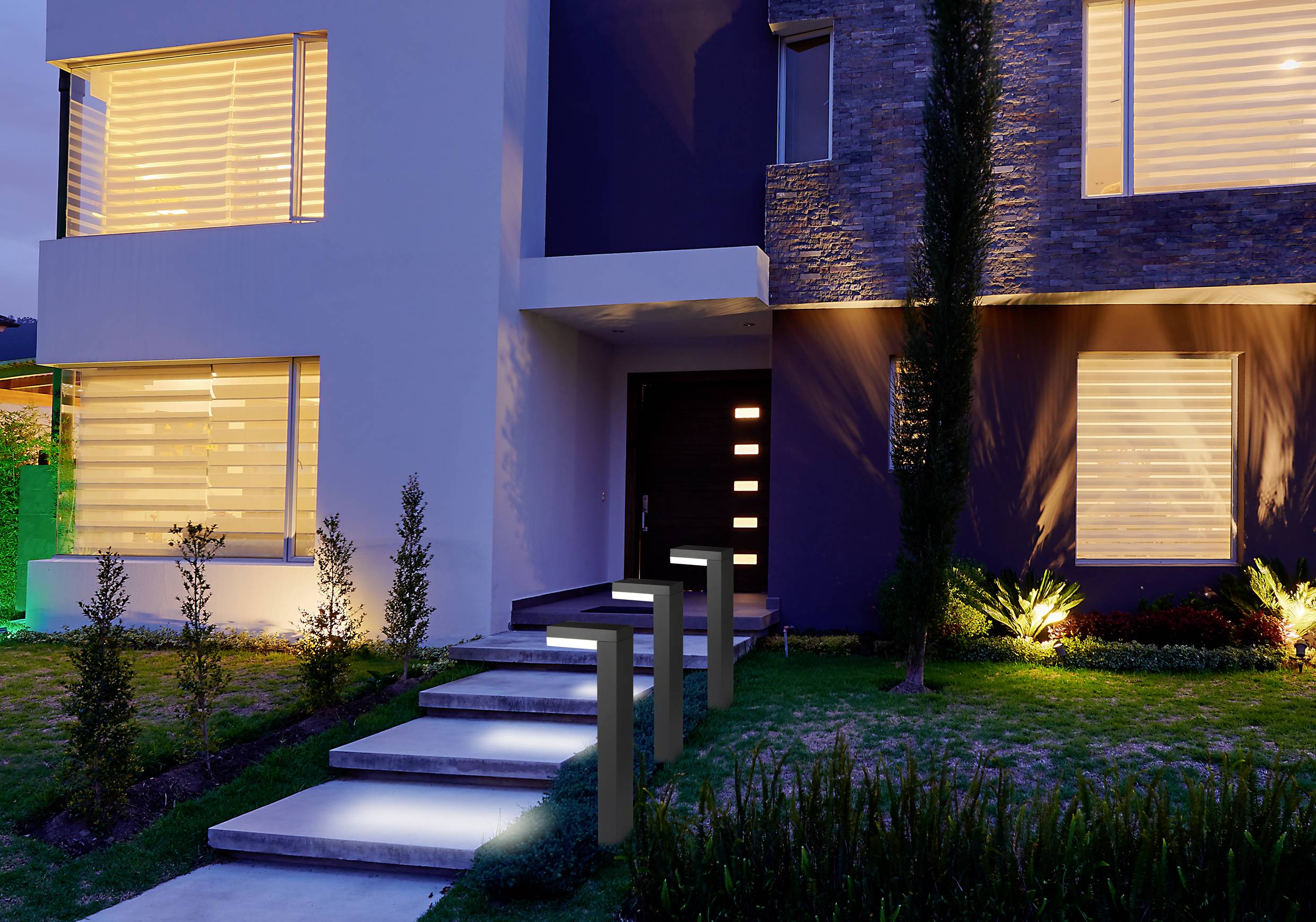 Sygonix SY-4715528 Solar-Außenstandleuchte mit Bewegungsmelder SMD LED 6W Schwarz