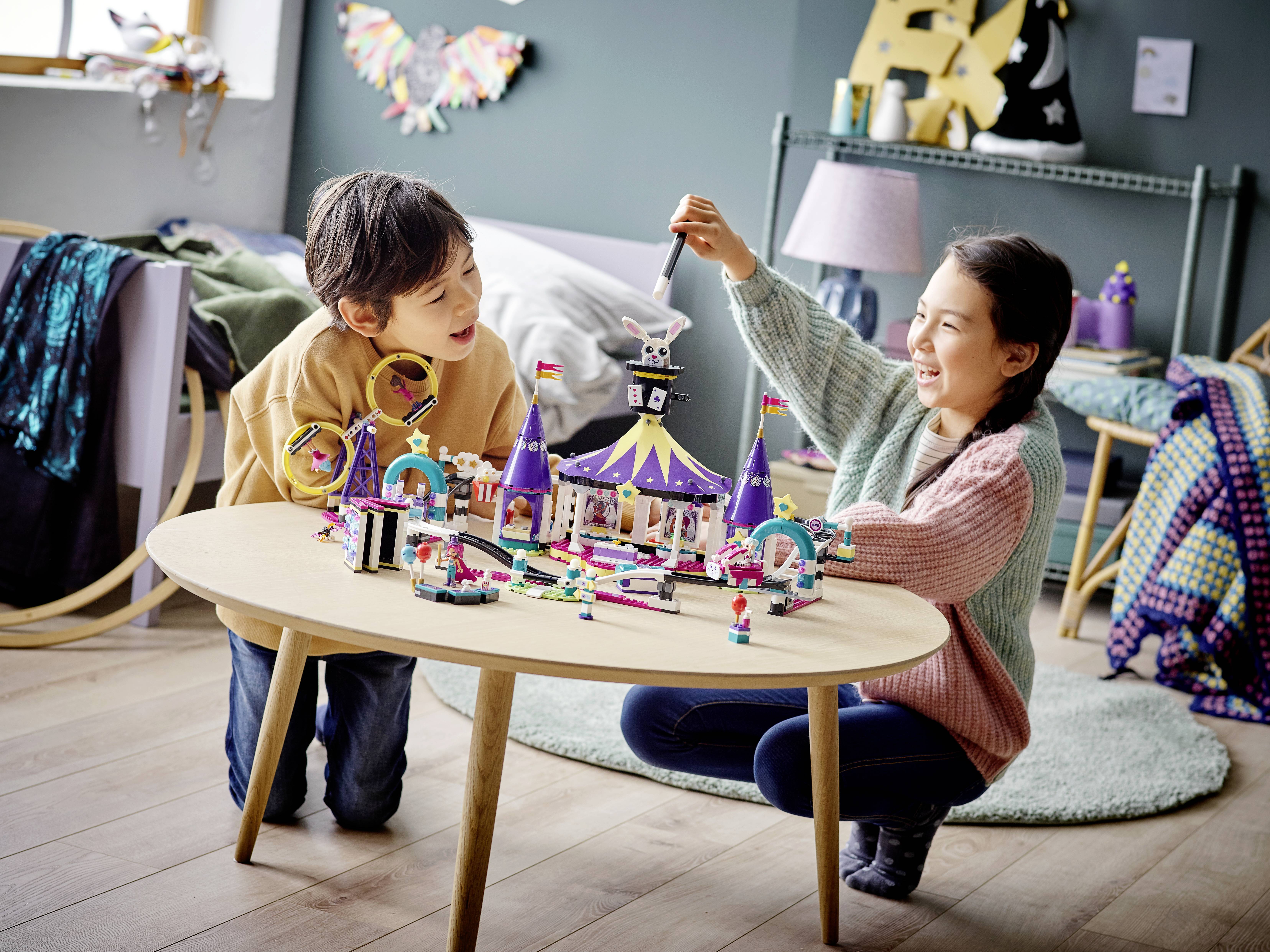 41685 LEGO® FRIENDS Magische Jahrmarktachterbahn