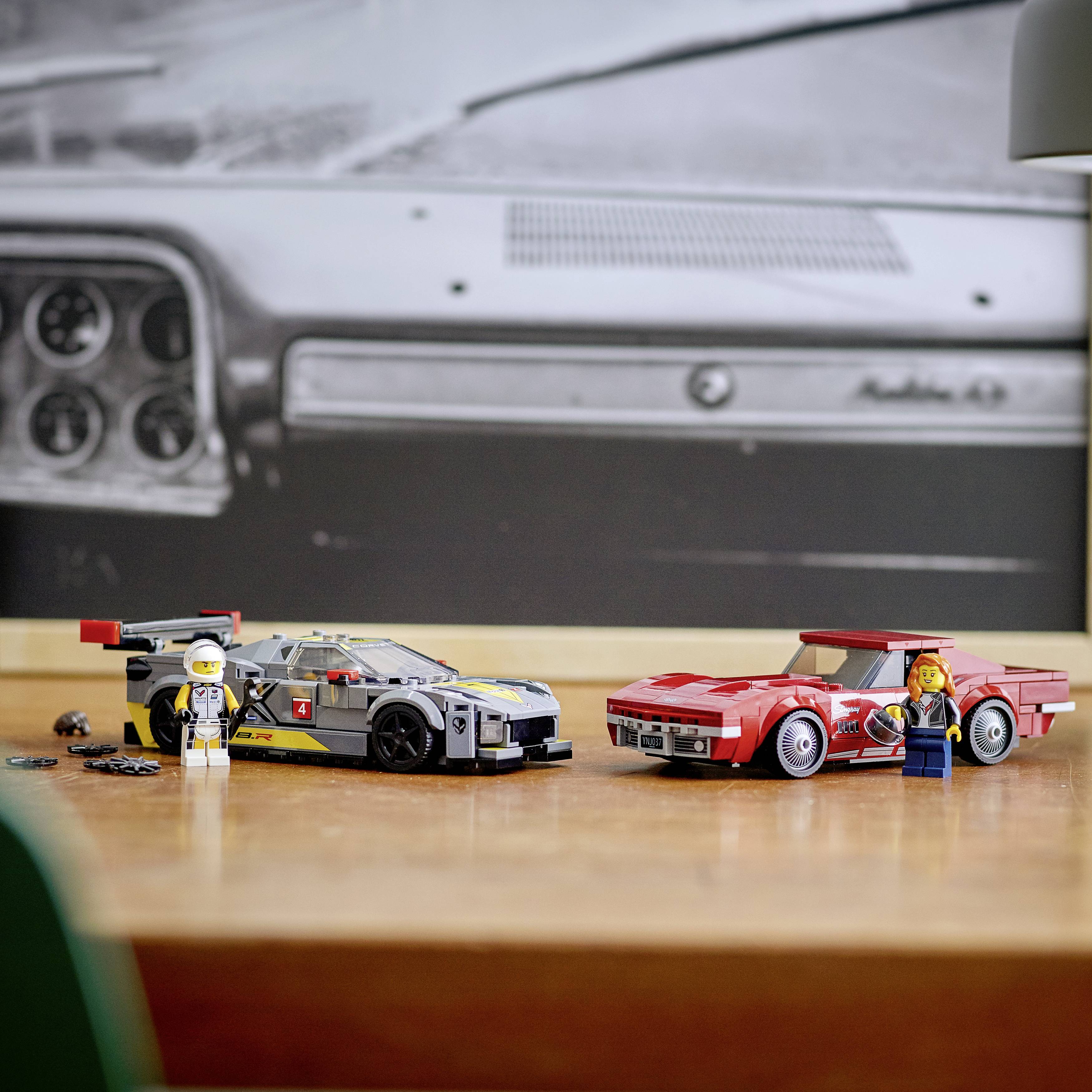 76903 LEGO® SPEED CHAMPIONS Chevrolet Corvette C8.R & 1968 Chevrolet Corvette