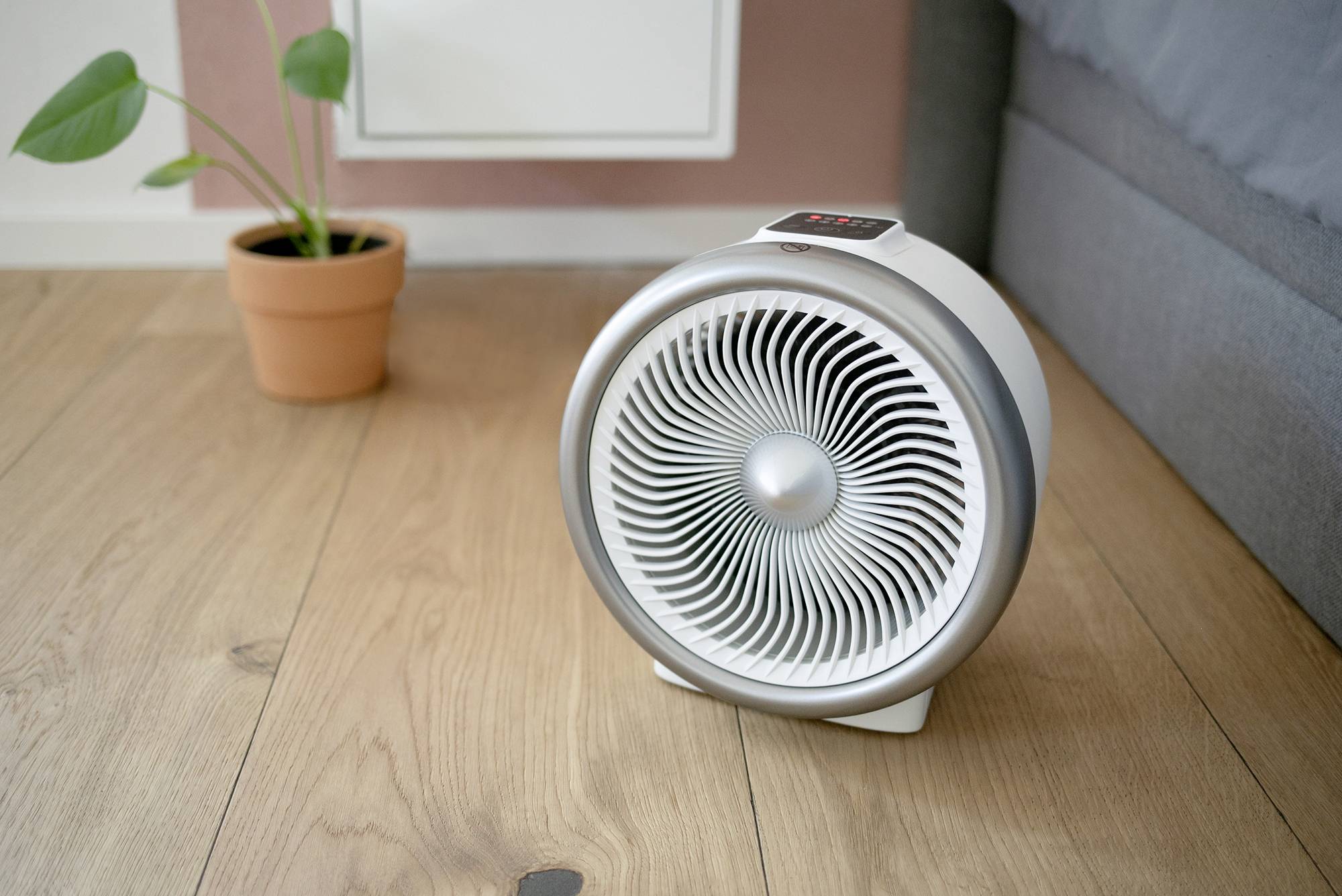 Steba VTH 2 HOT & COLD Standventilator 2000 W Weiß-Silber Überhitzungsschutz, mit Heizfunktion