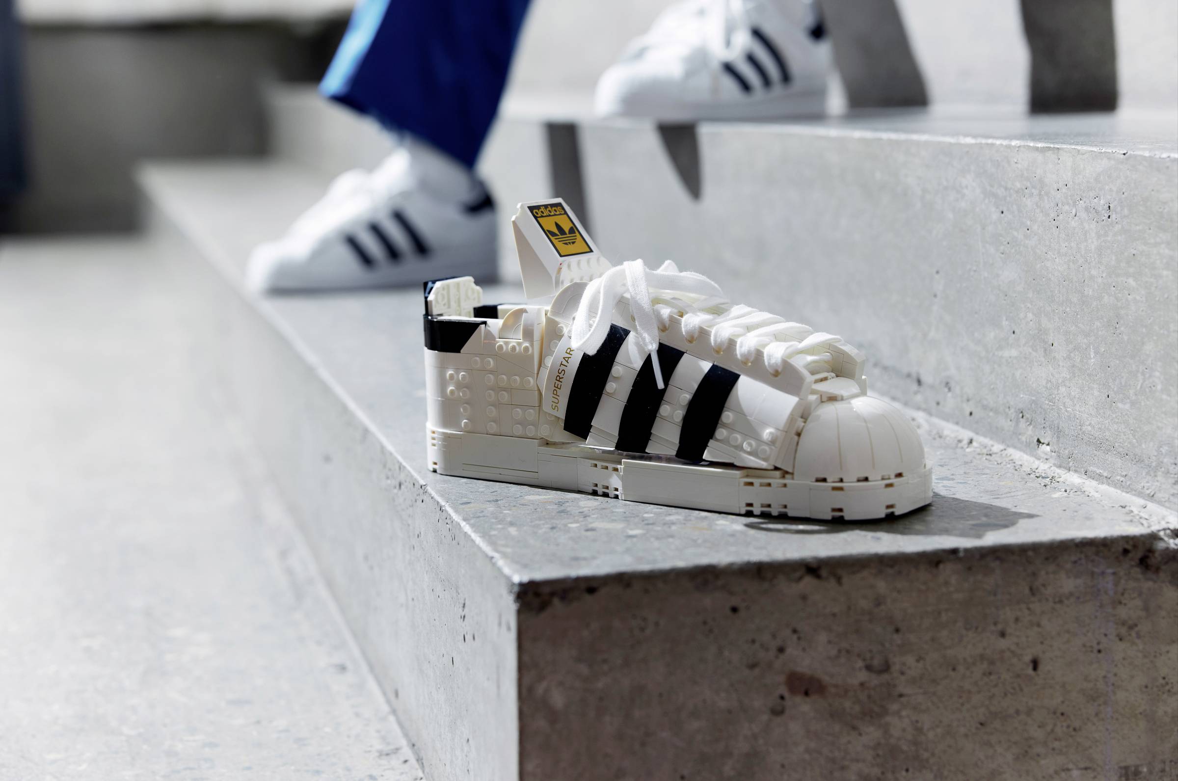 10282 LEGO® ICONS™ adidas Originals Superstar