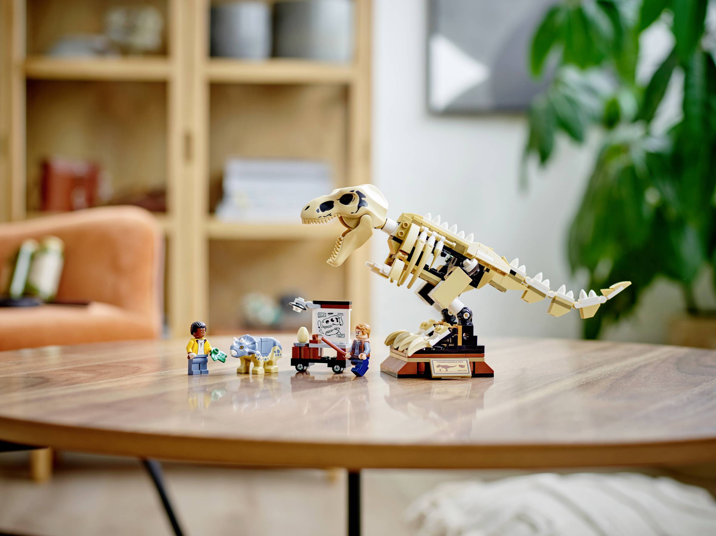 76940 LEGO® JURASSIC WORLD™ T. Rex-Skelett in der Fossilienausstellung