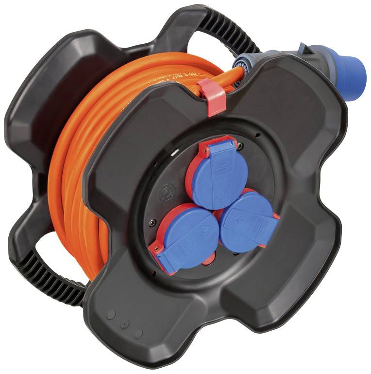 Schwarze Kabeltrommel mit orangefarbenem Kabel und drei blauen Steckdosen.