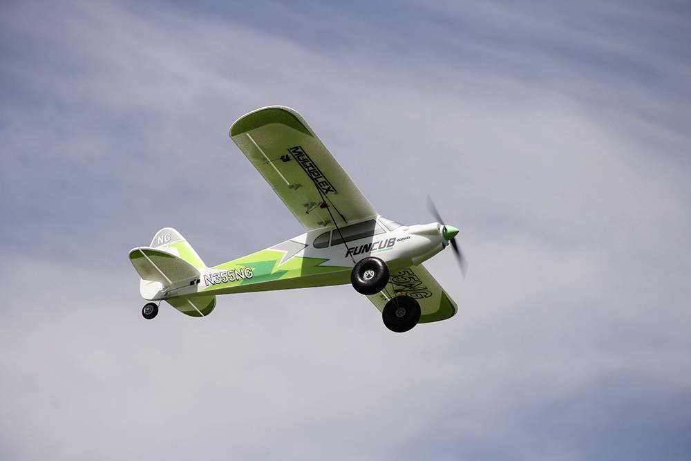 Multiplex RR FunCub NG grün Weiß, Grün RC Motorflugmodell RR 1410mm