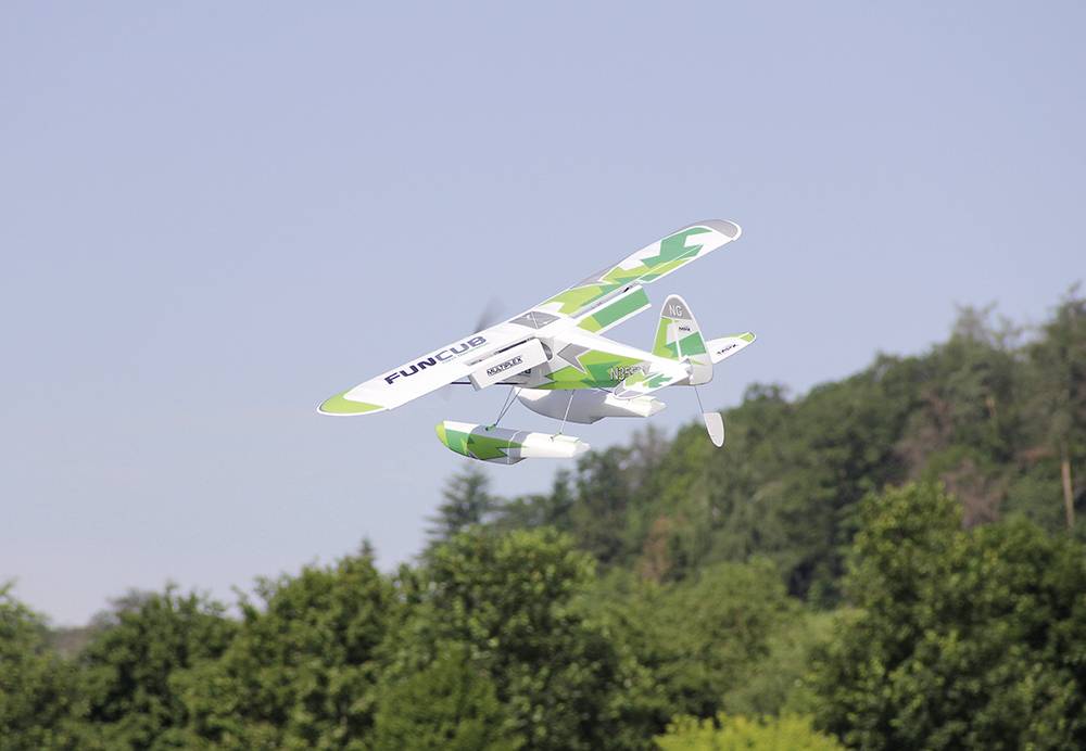 Multiplex RR FunCub NG grün Weiß, Grün RC Motorflugmodell RR 1410mm