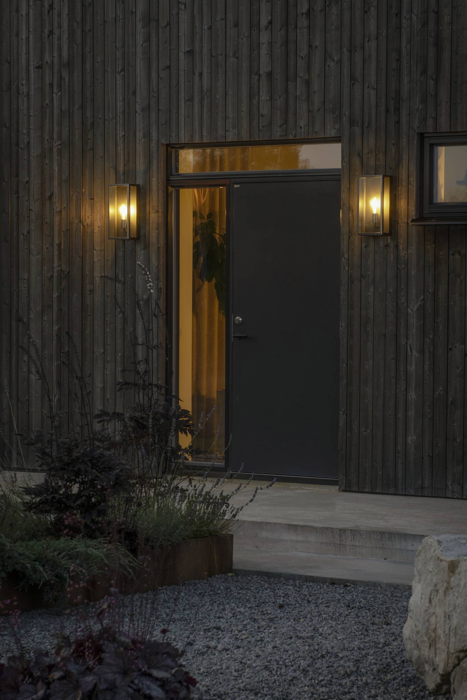 Konstsmide Carpi 7349-750 Außenwandleuchte, Wandleuchte Energiesparlampe, Glühlampe, LED E27 Schwarz