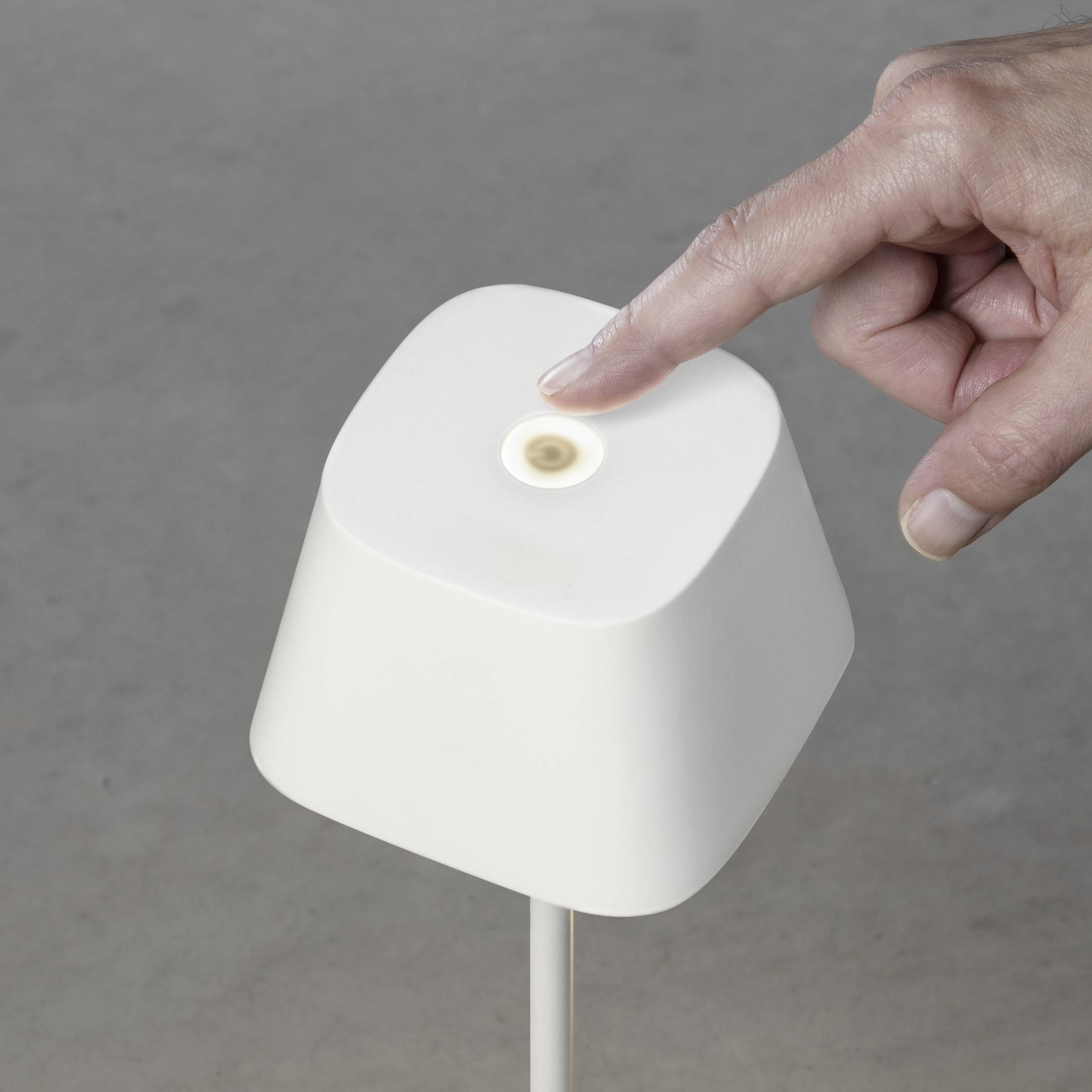 Konstsmide 7814-250 Capri USB-Leuchte LED LED fest eingebaut 2.2W Weiß