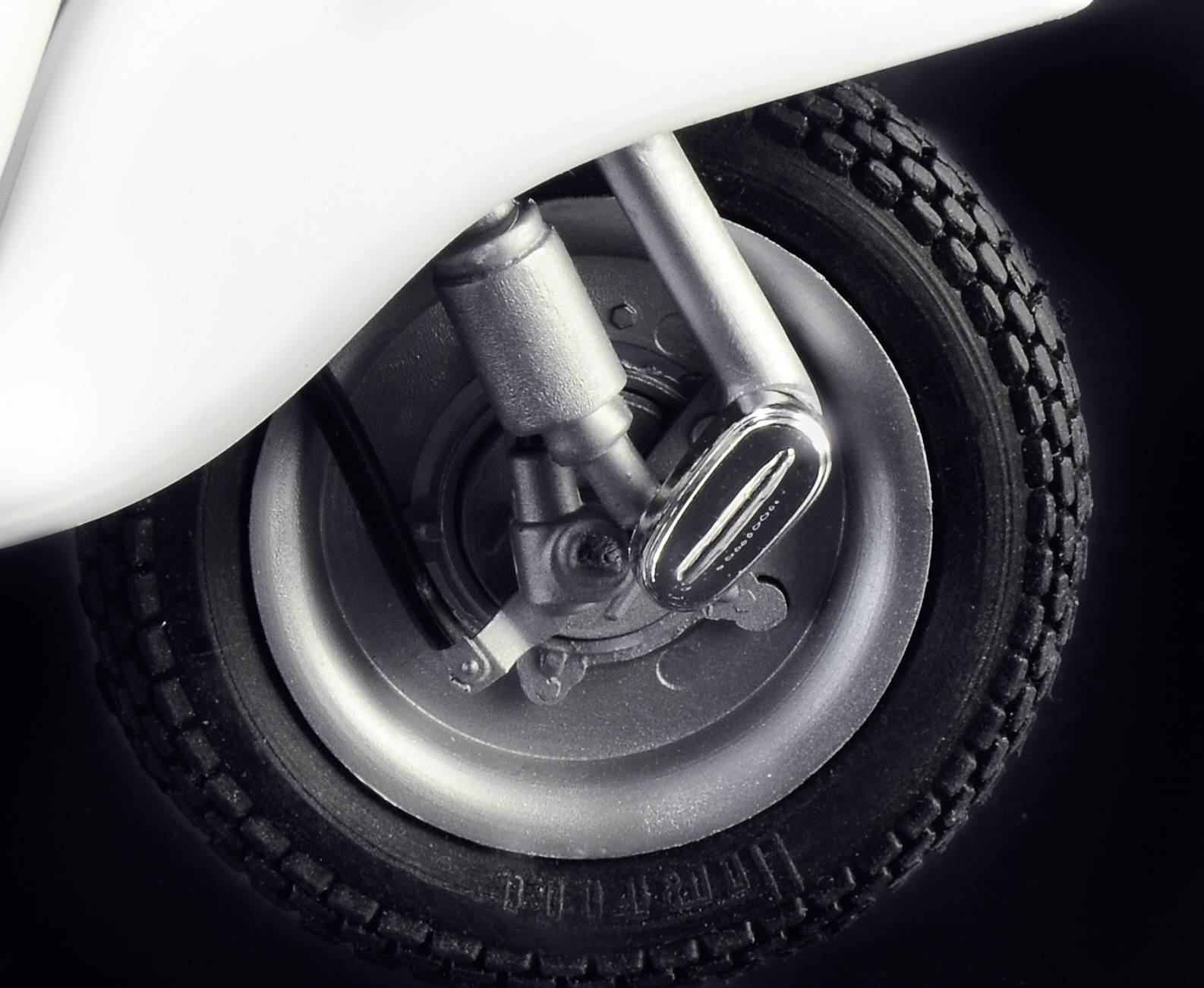 Italeri 4633 Vespa 125 "Primavera" Motorradmodell Bausatz 1:9