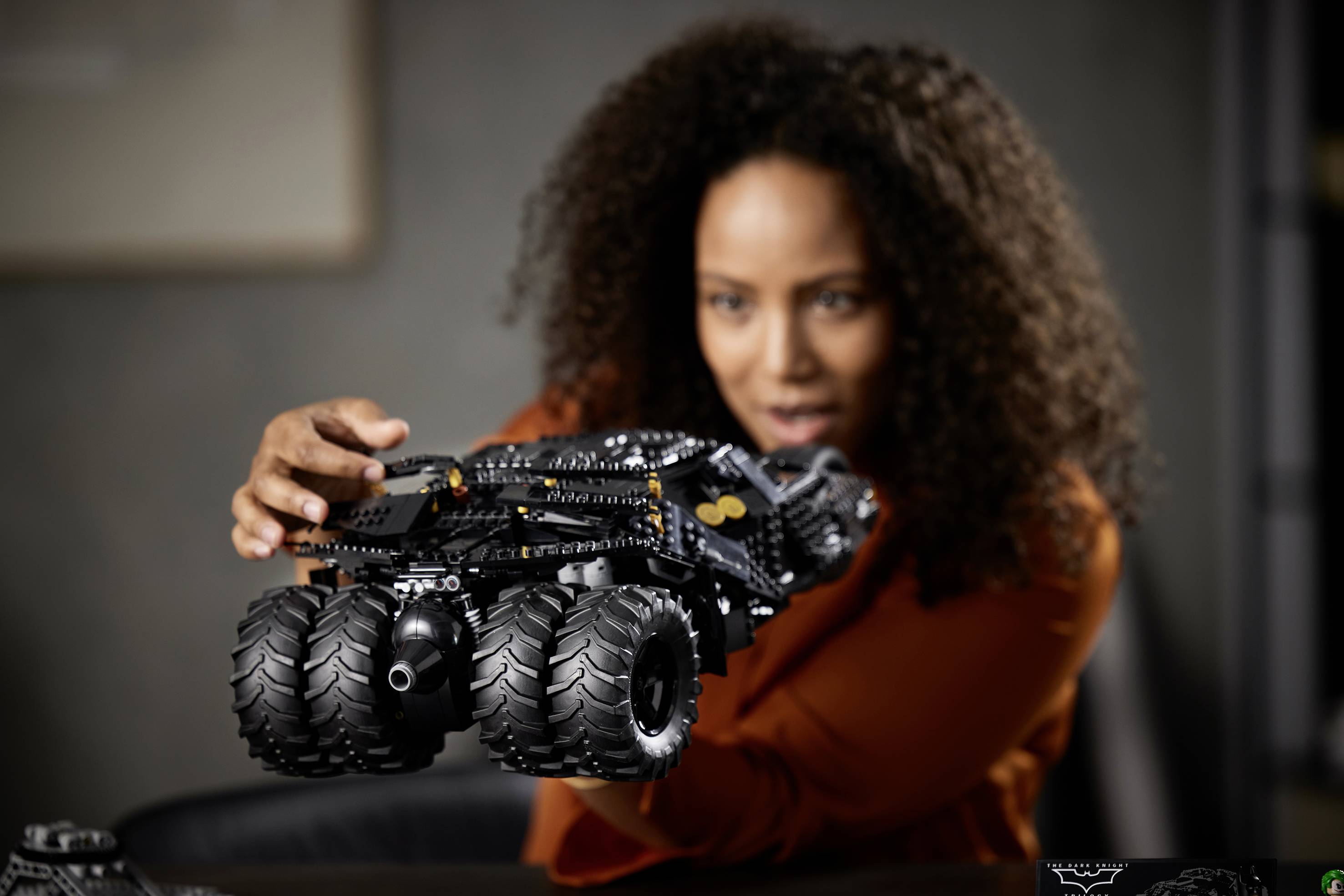 76240 LEGO® DC COMICS SUPER HEROES Batmobile™ Tumbler